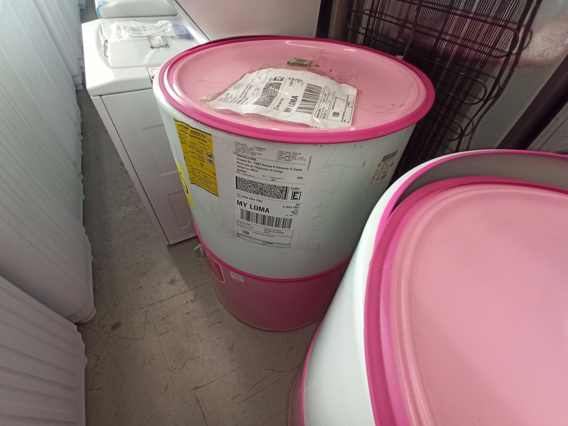 Lote de 3 lavadoras contiene: 1 Lavadora de 22 KG Marca KOBLENZ, Modelo LRK2211A, Serie N/D, Color - Image 19 of 27