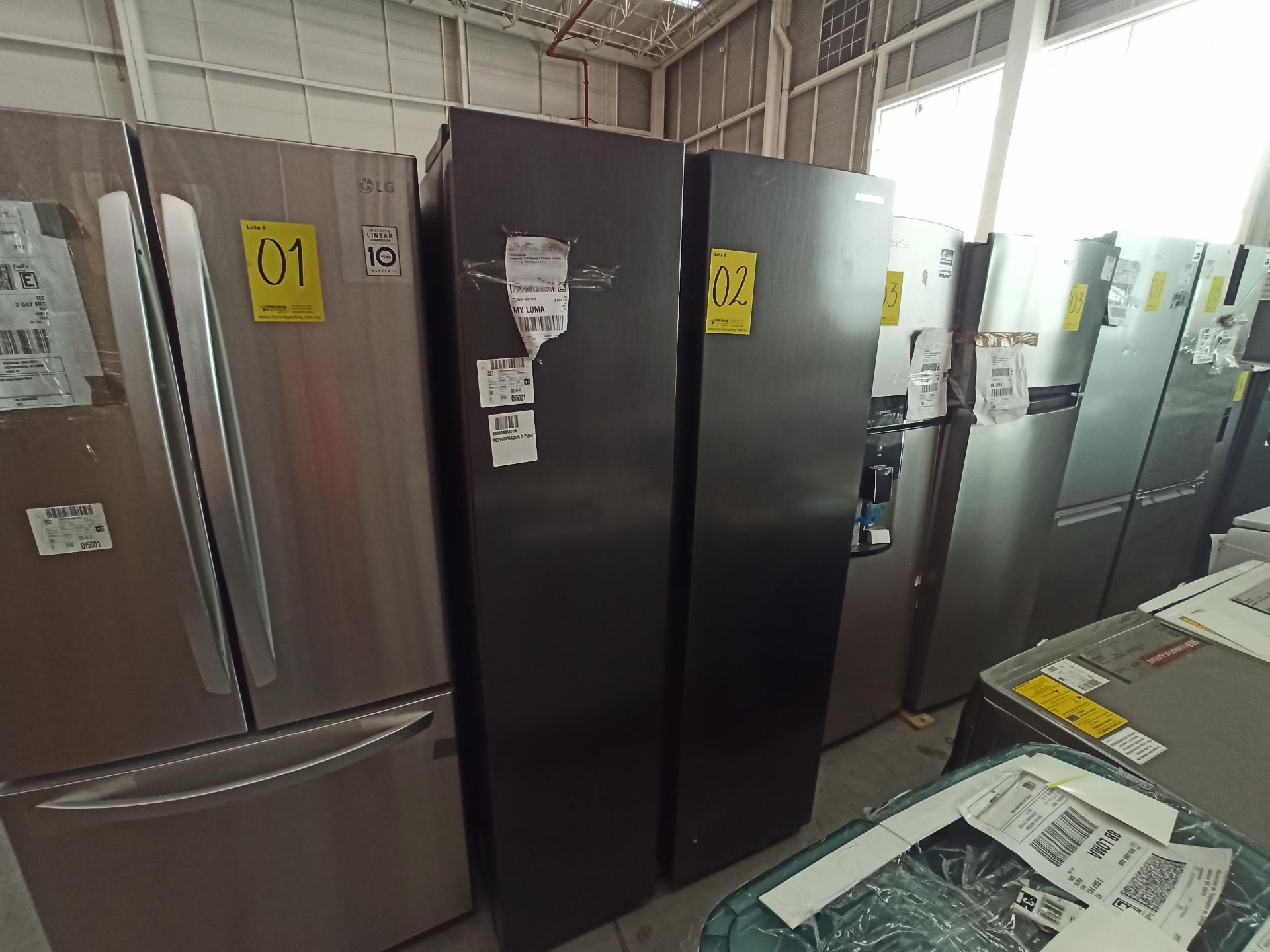 1 Refrigerador Marca SAMSUNG, Modelo RS28T5B00B1, Serie 800633P, Color GRIS, LB-218703, Favor de In - Image 4 of 9