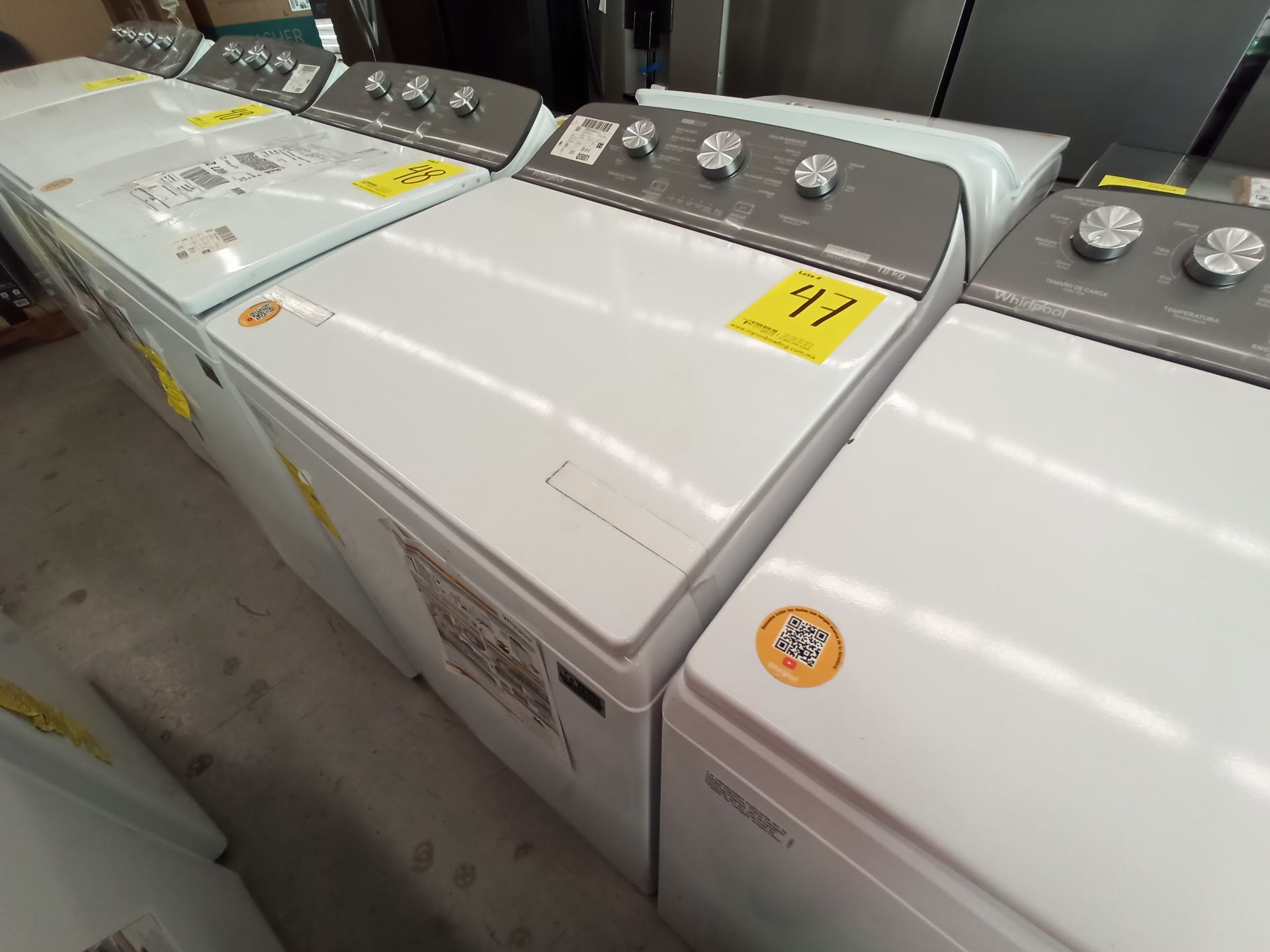 Lote de 2 lavadoras contiene: 1 Lavadora de 20 KG Marca WHIRLPOOL, Modelo 8MWTW2024MJM0, Serie HLB3 - Image 13 of 18