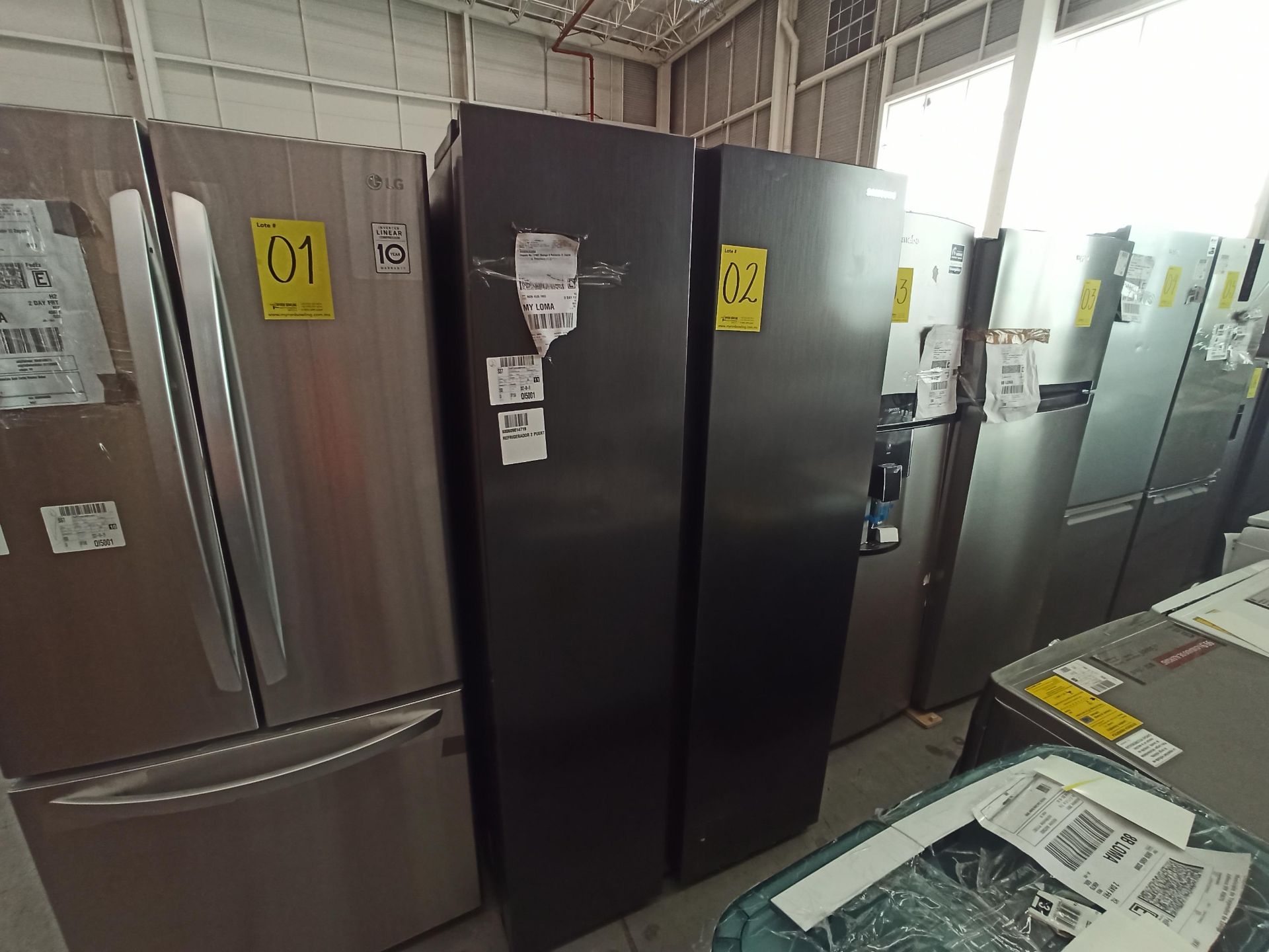 1 Refrigerador Marca SAMSUNG, Modelo RS28T5B00B1, Serie 800633P, Color GRIS, LB-218703, Favor de In - Image 3 of 9