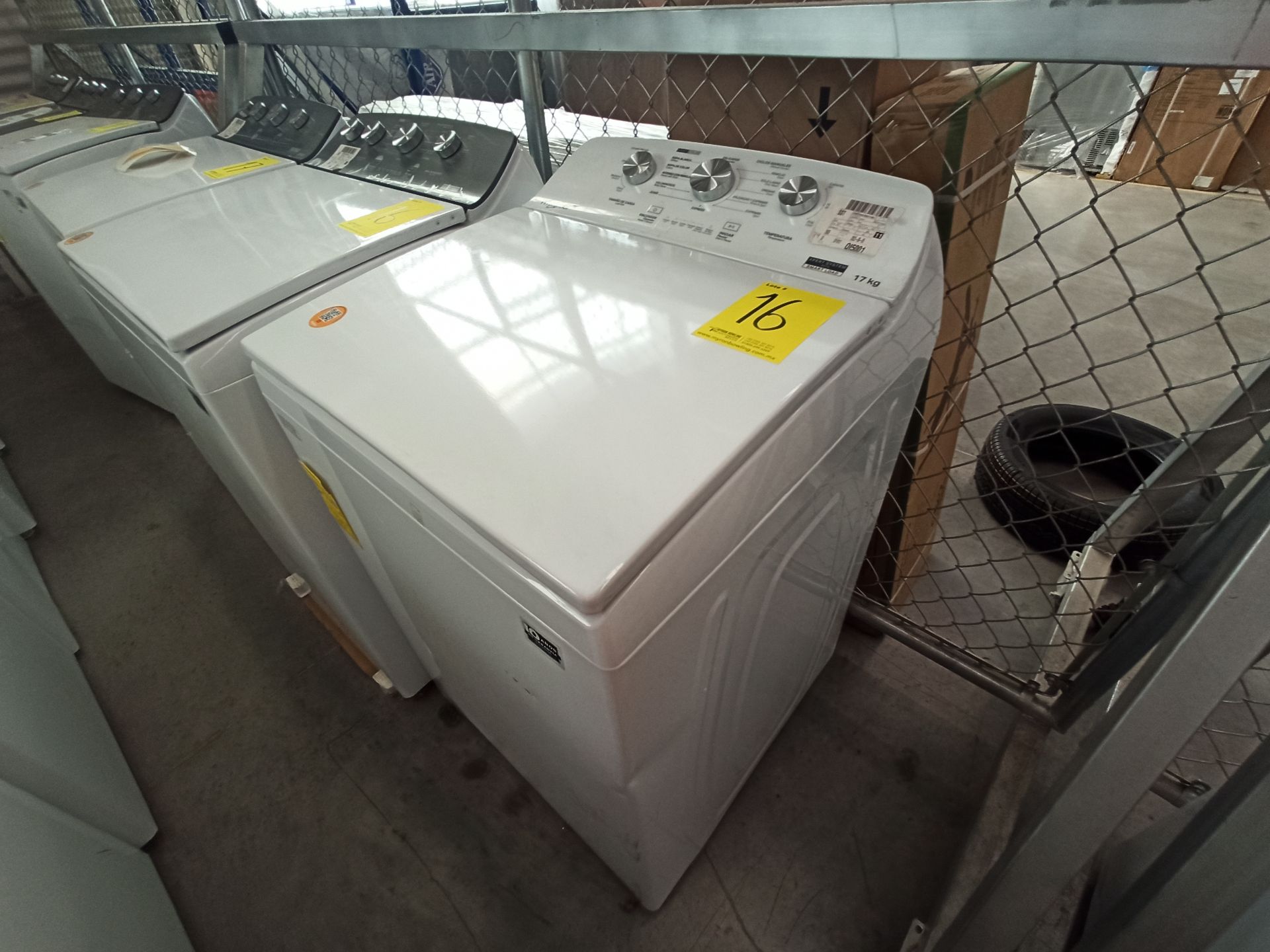 Lote de 2 Lavadoras contiene: 1 Lavadora de 19 KG Marca WHIRLPOOL, Modelo 8MWTW1913MJM0, Serie HLB2 - Image 3 of 14