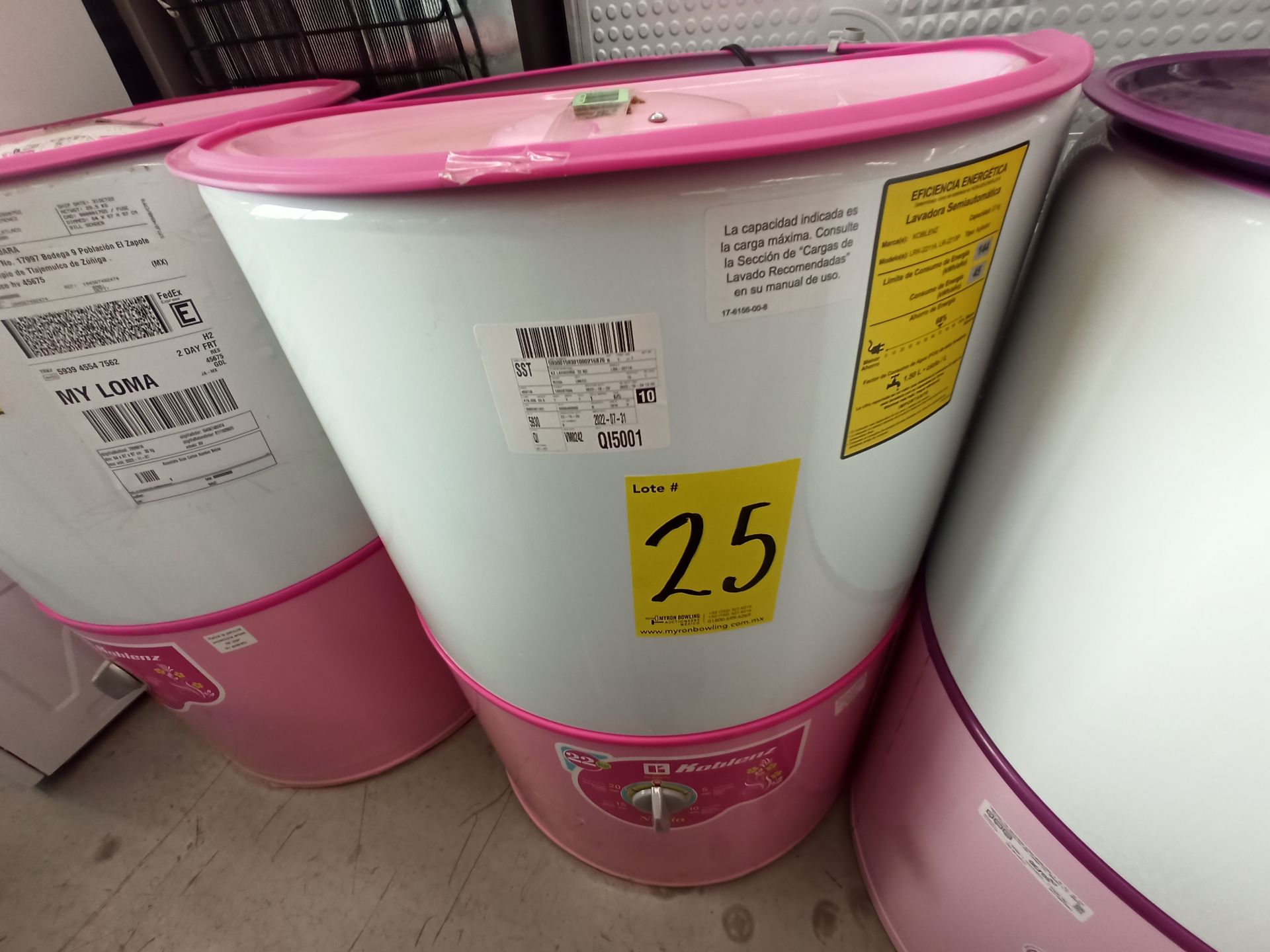 Lote de 3 lavadoras contiene: 1 Lavadora de 22 KG Marca KOBLENZ, Modelo LRK2211A, Serie N/D, Color - Image 9 of 27