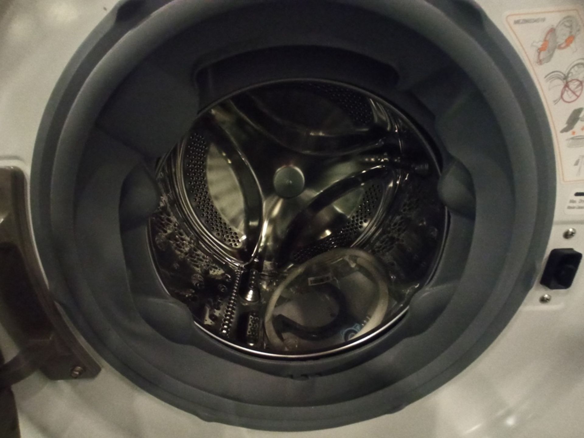 Lote de 2 Lavadoras contiene: 1 lavadora de 18 kg Marca WHIRPOOL, Modelo 8MWTW1823WJM0, Serie HLB39 - Image 8 of 18