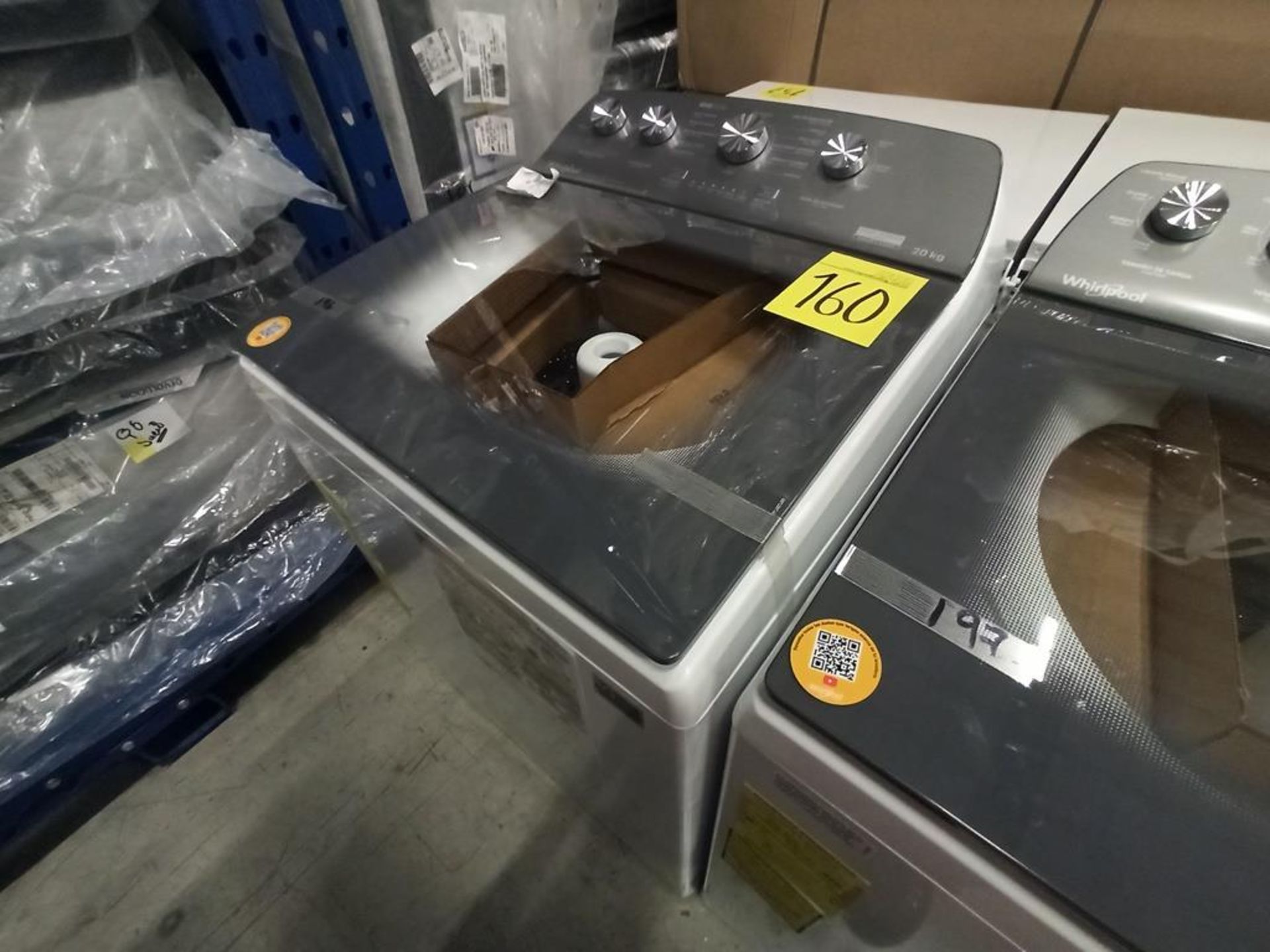Lote de 2 lavadoras contiene: 1 lavadora de 20 kg Marca WHIRPOOL, Modelo 8MWTW2024WJM0, Serie HLB39 - Image 6 of 17