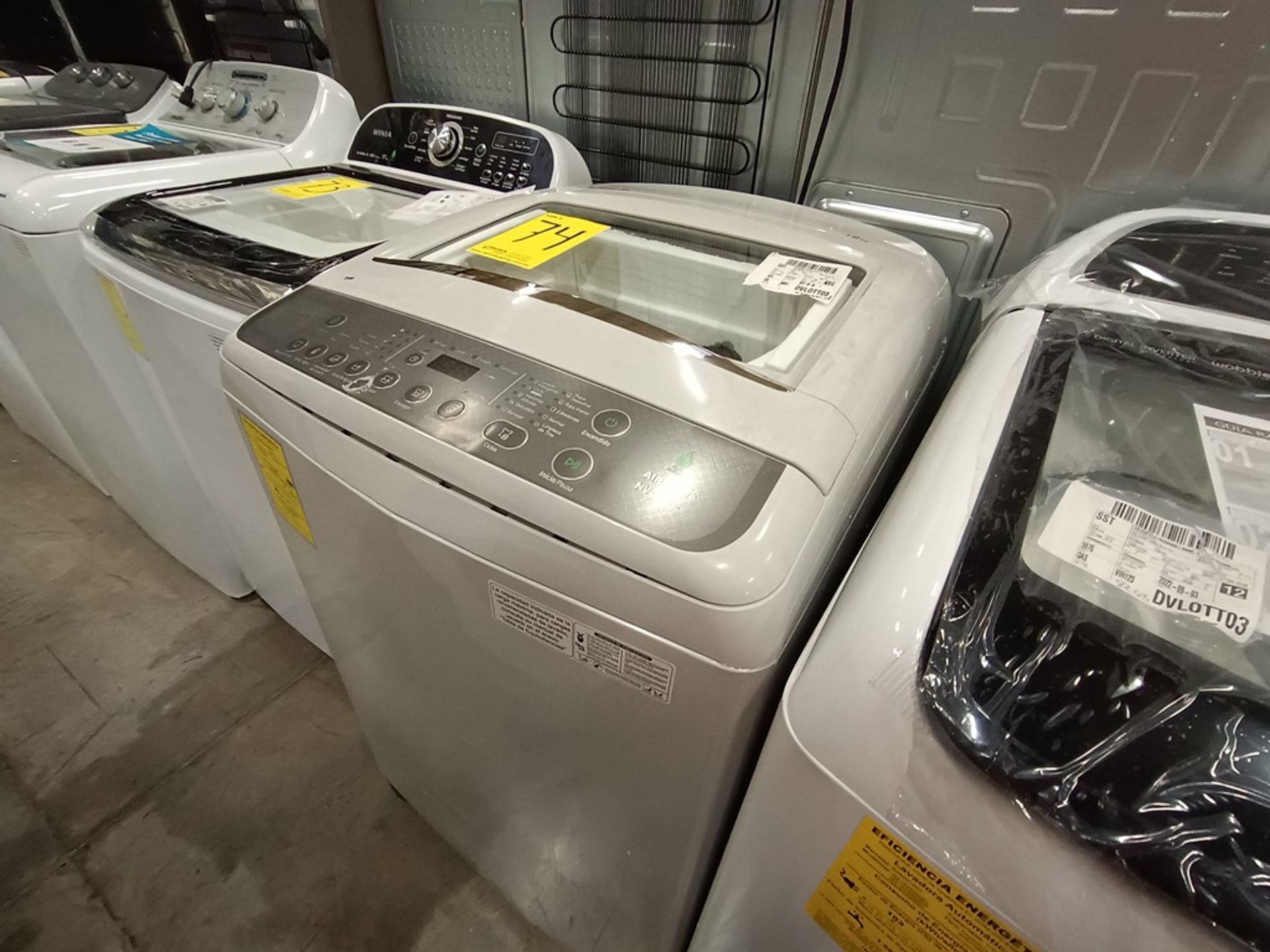 Lote de 2 Lavadoras contiene: 1 lavadora de 19 kg Marca SAMSNG, Modelo WA19T6260BW, Serie 02627X, C - Image 3 of 18