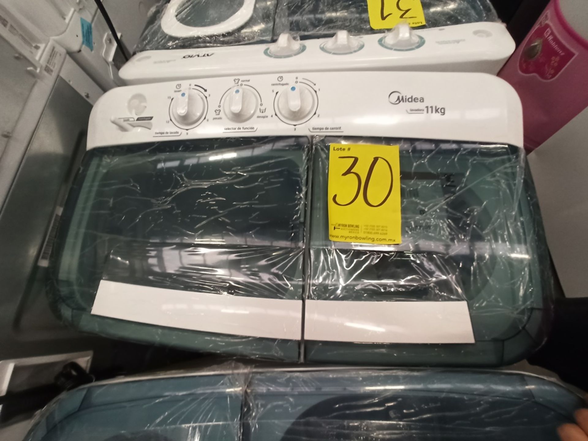 Lote de 3 Lavadoras contiene: 1 lavadora de 11 kg Marca MIDEA, Modelo MLTT11M2NUCW, Serie ND, Color - Image 17 of 22