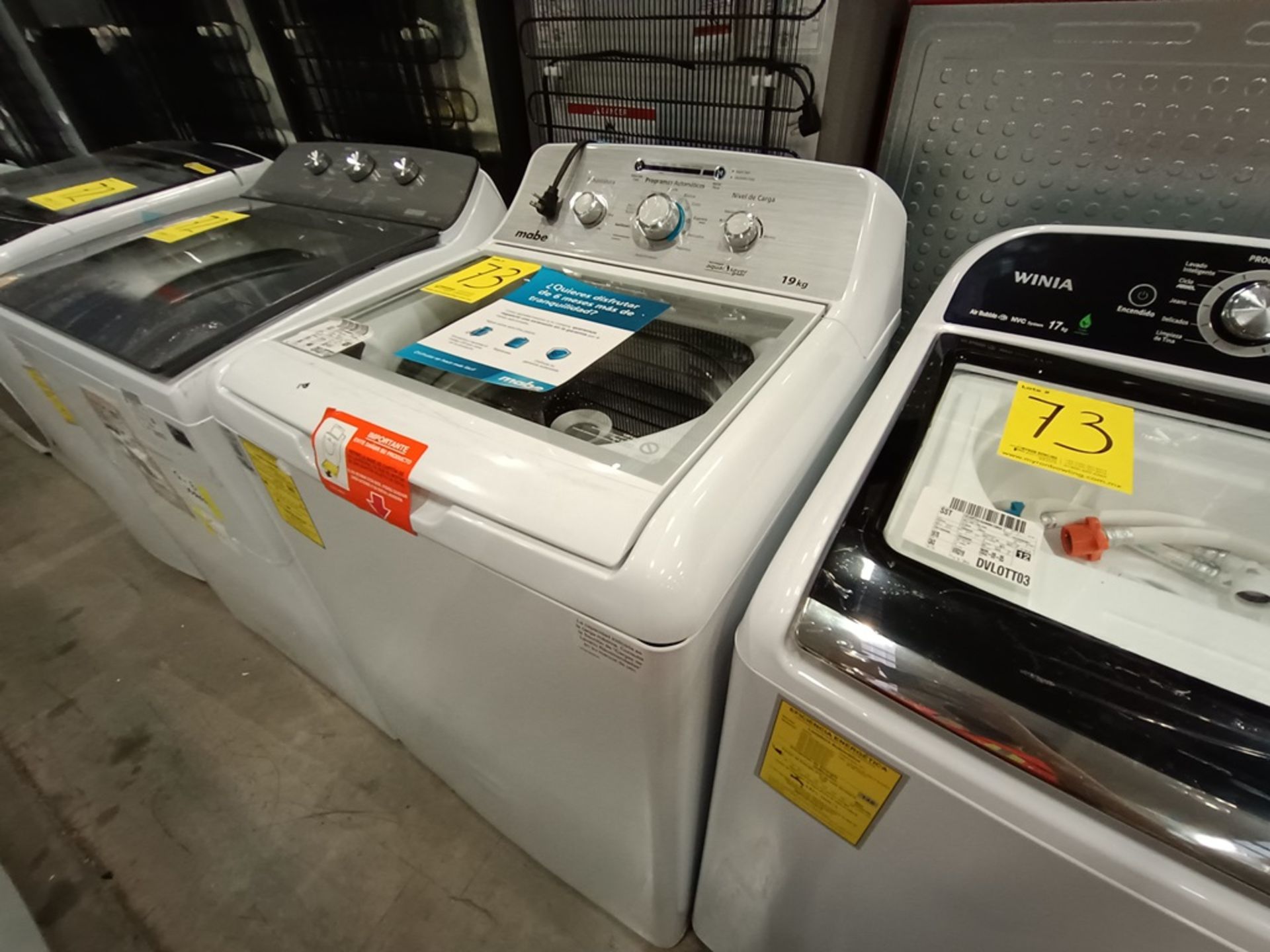 Lote de 2 Lavadoras contiene: 1 lavadora de 19 kg Marca MABE, Modelo LMA79113VBAB03, Serie S73629, - Image 4 of 18
