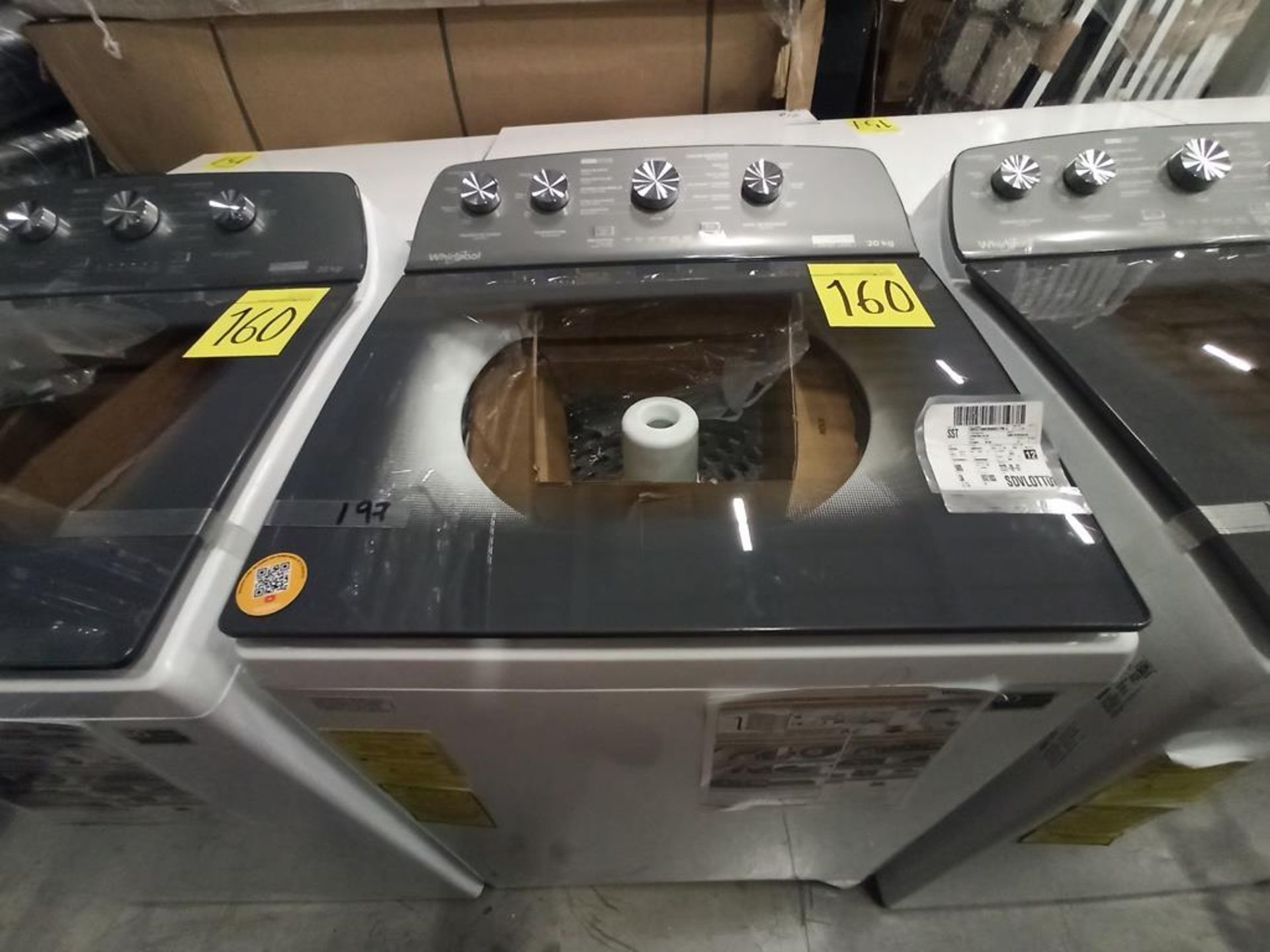Lote de 2 lavadoras contiene: 1 lavadora de 20 kg Marca WHIRPOOL, Modelo 8MWTW2024WJM0, Serie HLB39 - Image 11 of 17