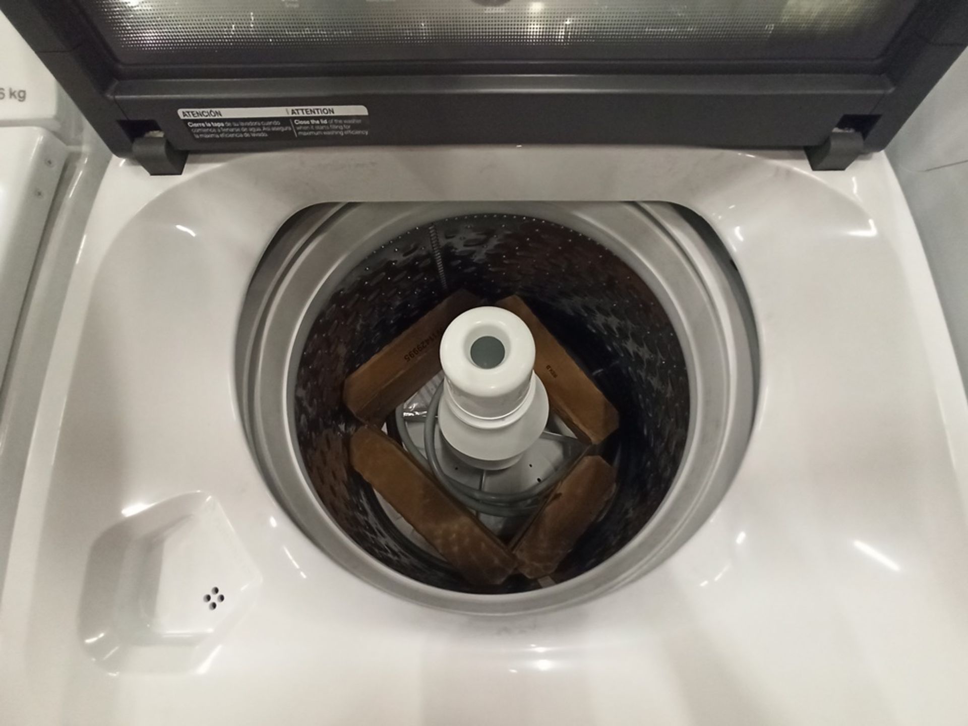 Lote de 2 Lavadoras contiene: 1 lavadora de 18 kg Marca WHIRPOOL, Modelo 8MWTW1823WJM0 - Image 16 of 18