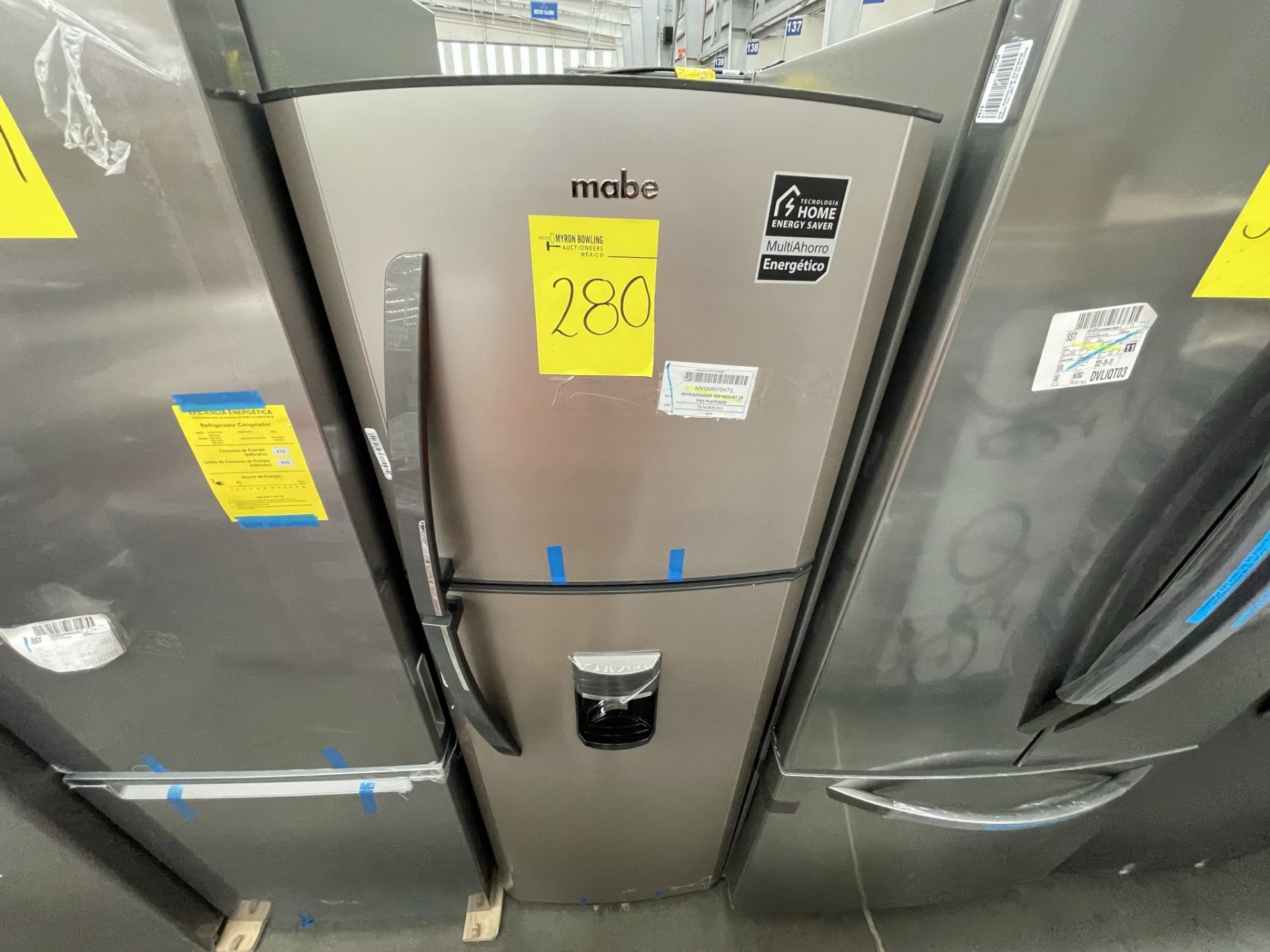 (EQUIPO NUEVO) 1 Refrigerador Con Dispensador De Agua Marca MABE, Modelo RMA250FYMRSA, Serie 2209B6 - Image 5 of 8