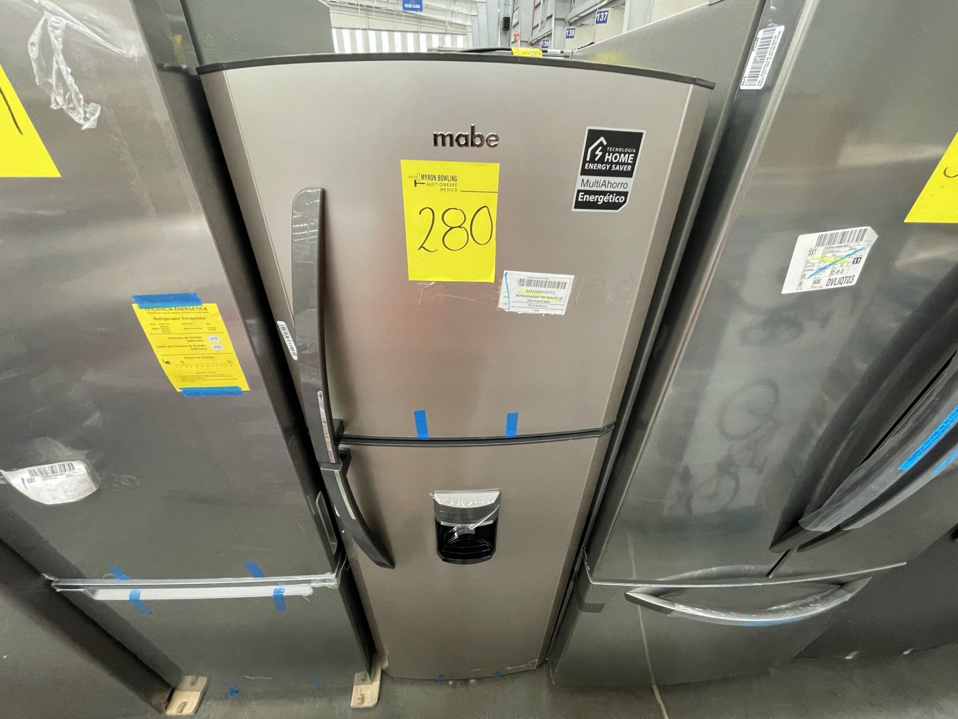 (EQUIPO NUEVO) 1 Refrigerador Con Dispensador De Agua Marca MABE, Modelo RMA250FYMRSA, Serie 2209B6