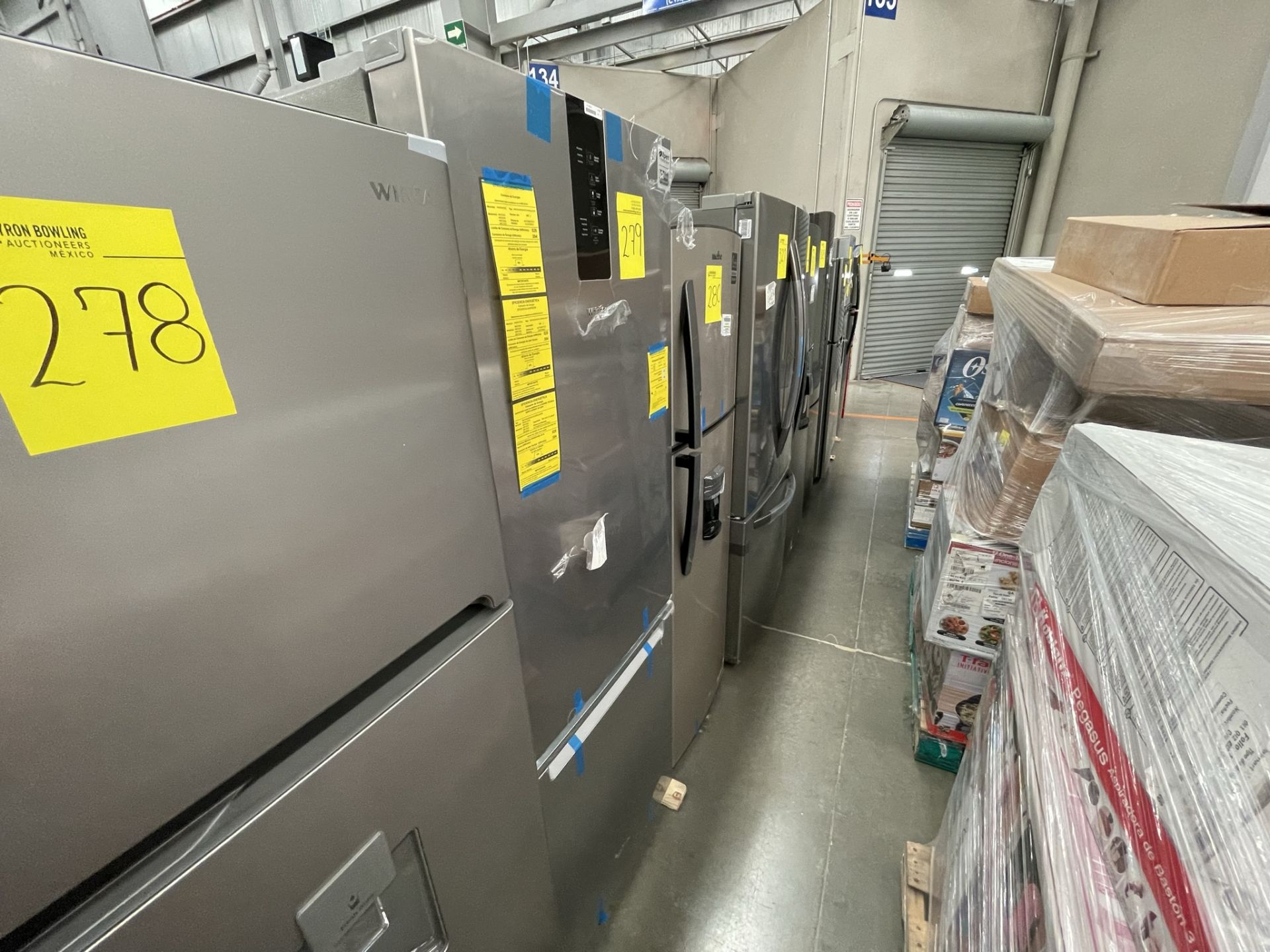 (EQUIPO NUEVO) 1 Refrigerador Marca WHIRPOOL, Modelo WB1332A, Serie WB1332A03, Color GRIS, LB-61189 - Image 2 of 8