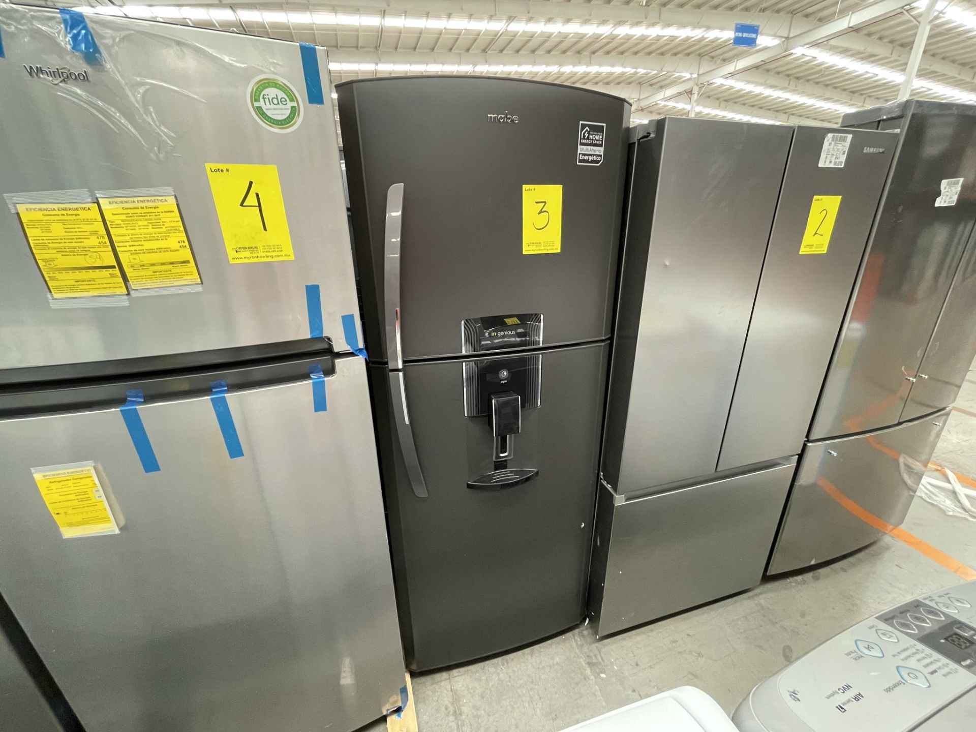 (EQUIPO NUEVO) 1 Refrigerador Con Dispensador De Agua Marca MABE, Modelo RME360FDMRDA, Serie 2210B8 - Image 3 of 9