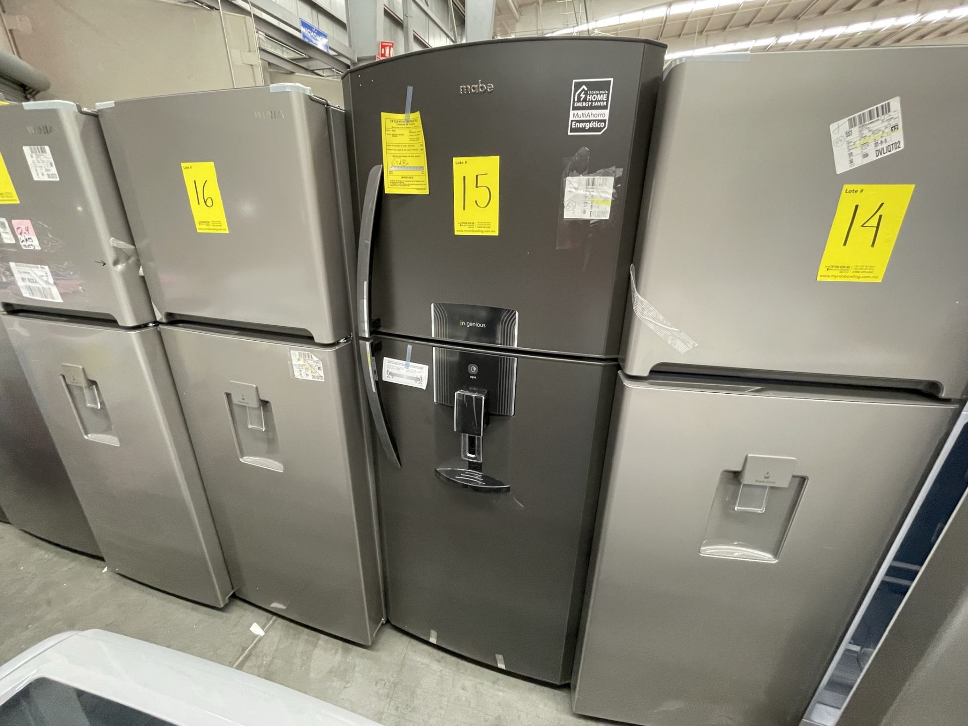 (EQUIPO NUEVO) 1 Refrigerador Con Dispensador De Agua Marca MABE, Modelo RME360FDMRDA, Serie 2210B8 - Image 6 of 9
