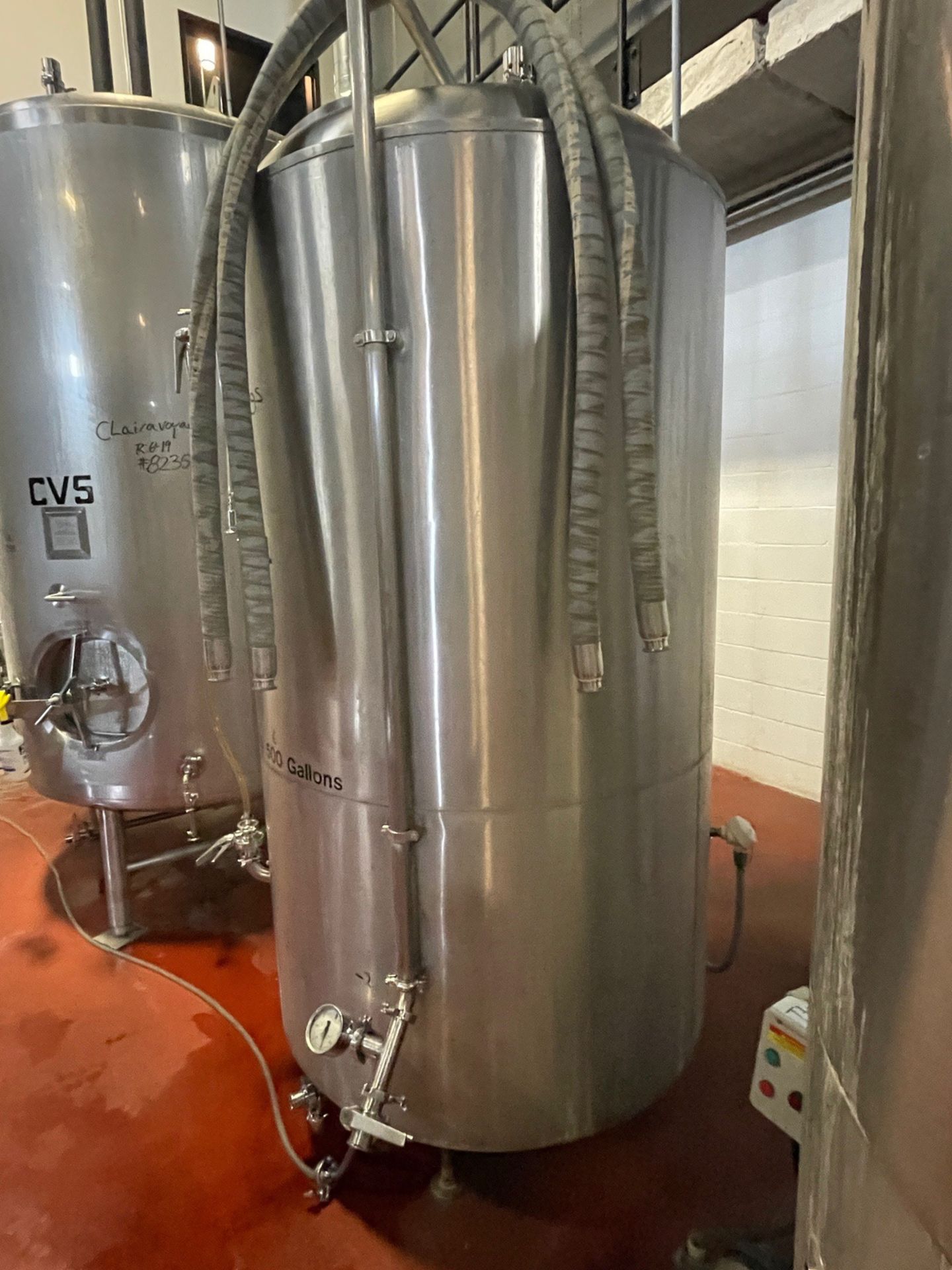 Sprinkman 500 Gal Stainless Steel Holding Tank, Glycol Jacketed, Flat Bottom, Atmos | Rig Fee $600 - Image 3 of 7