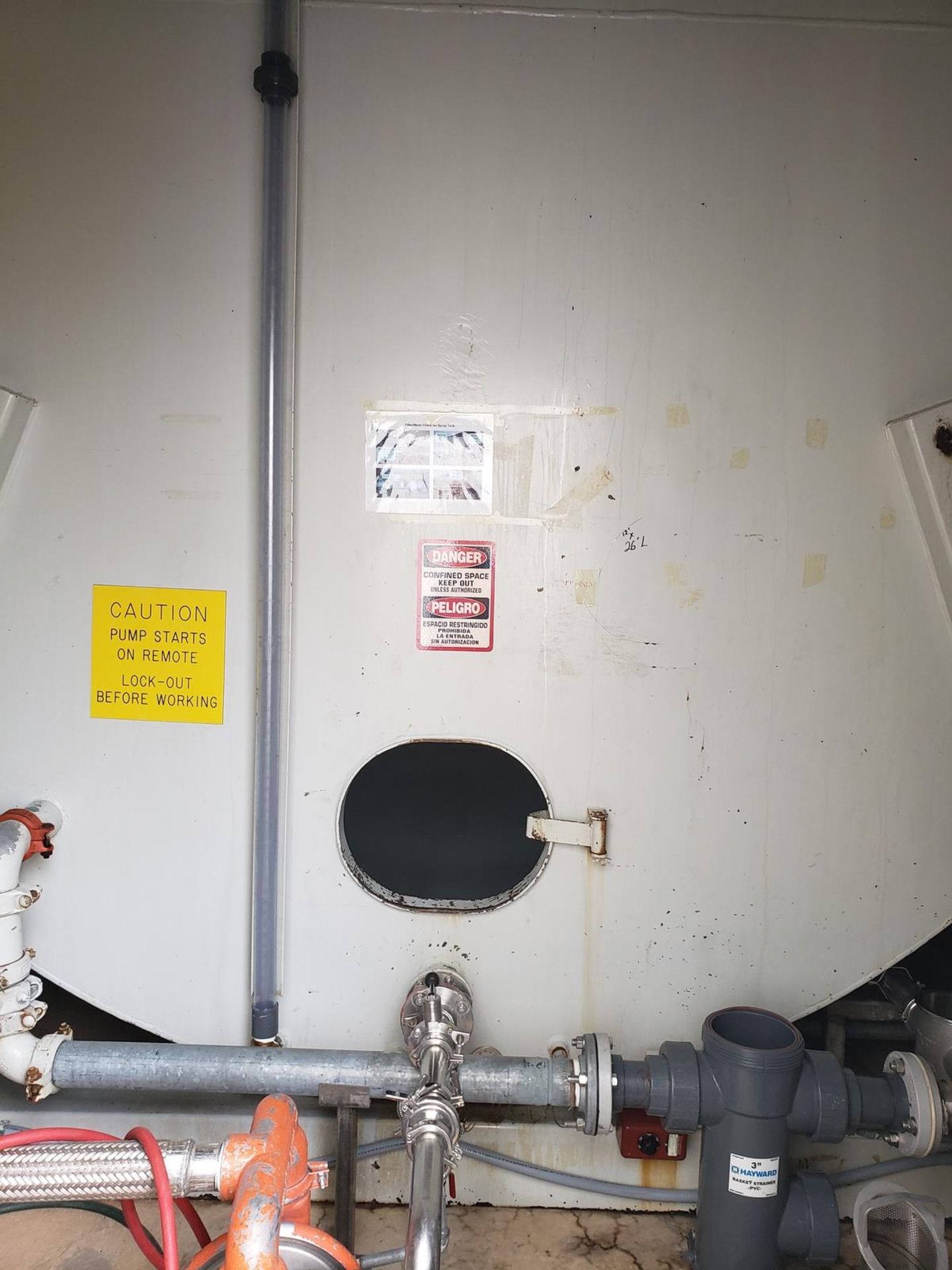 20,000 Gallon Horizontal Stainless Steel Storage Tank, W/ Pumps & Strainers | Rig Fee: $3500 - Image 4 of 6