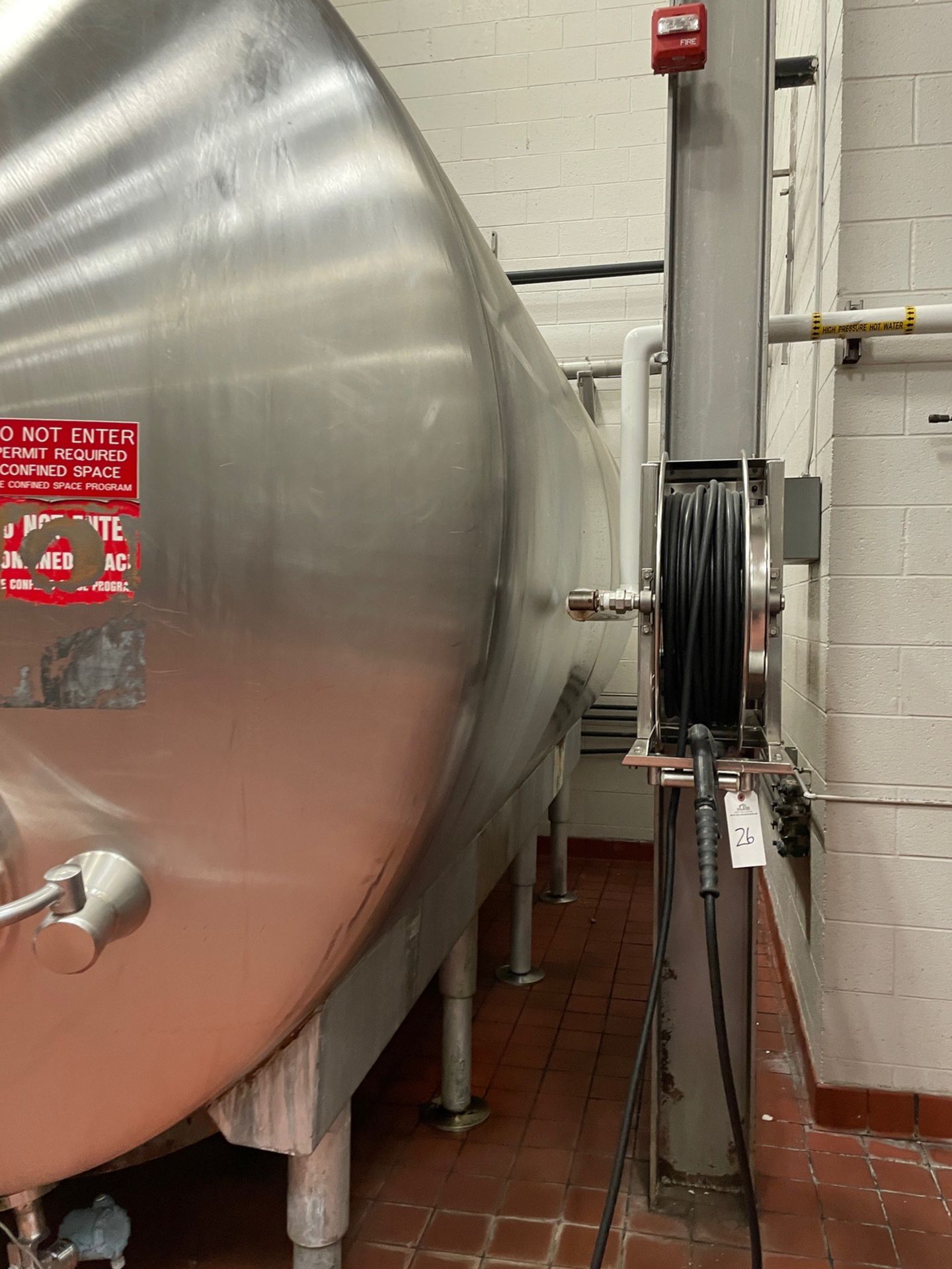 Creamery Package 5,300 Gallon Stainless Steel Horizontal Tank, Vertical Agitation, | Rig Fee: $2000 - Image 3 of 6