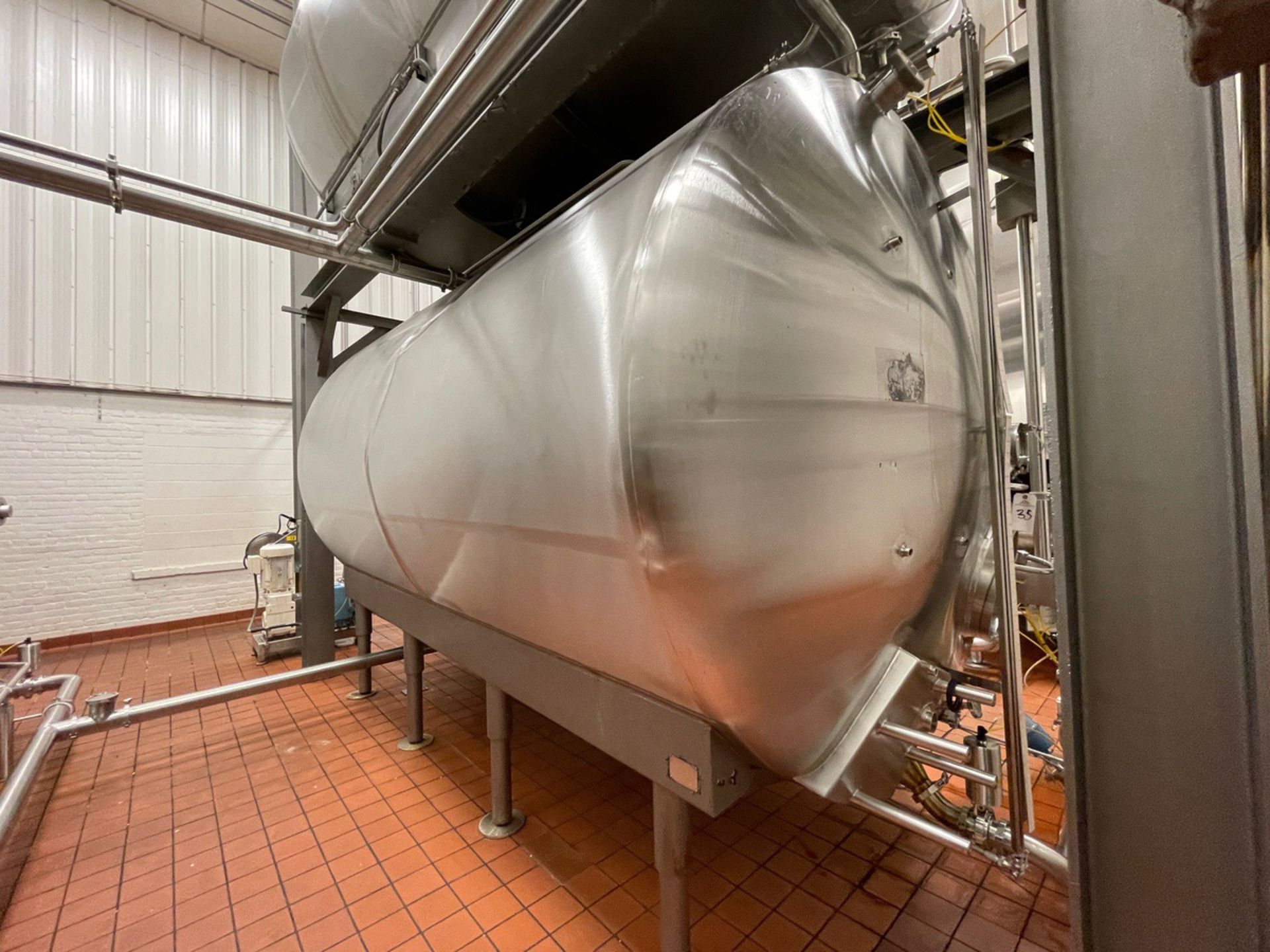 Creamery Package 5,300 Gallon Stainless Steel Horizontal Tank, Vertical Agitation, | Rig Fee: $3500