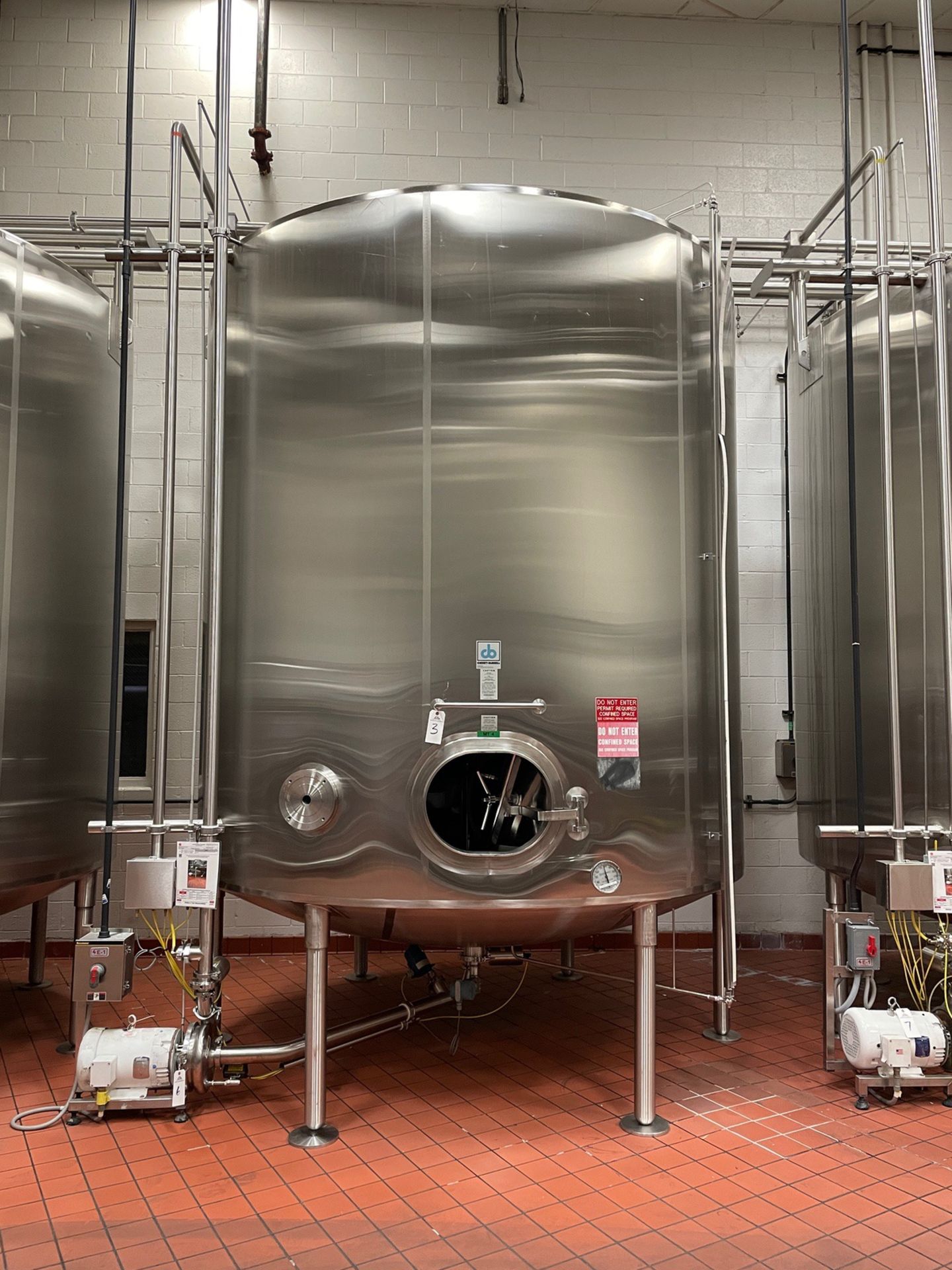 Cherry Burrell 5,000 Gallon Stainless Steel Double Wall Insulated Tank with Vertica | Rig Fee: $3500