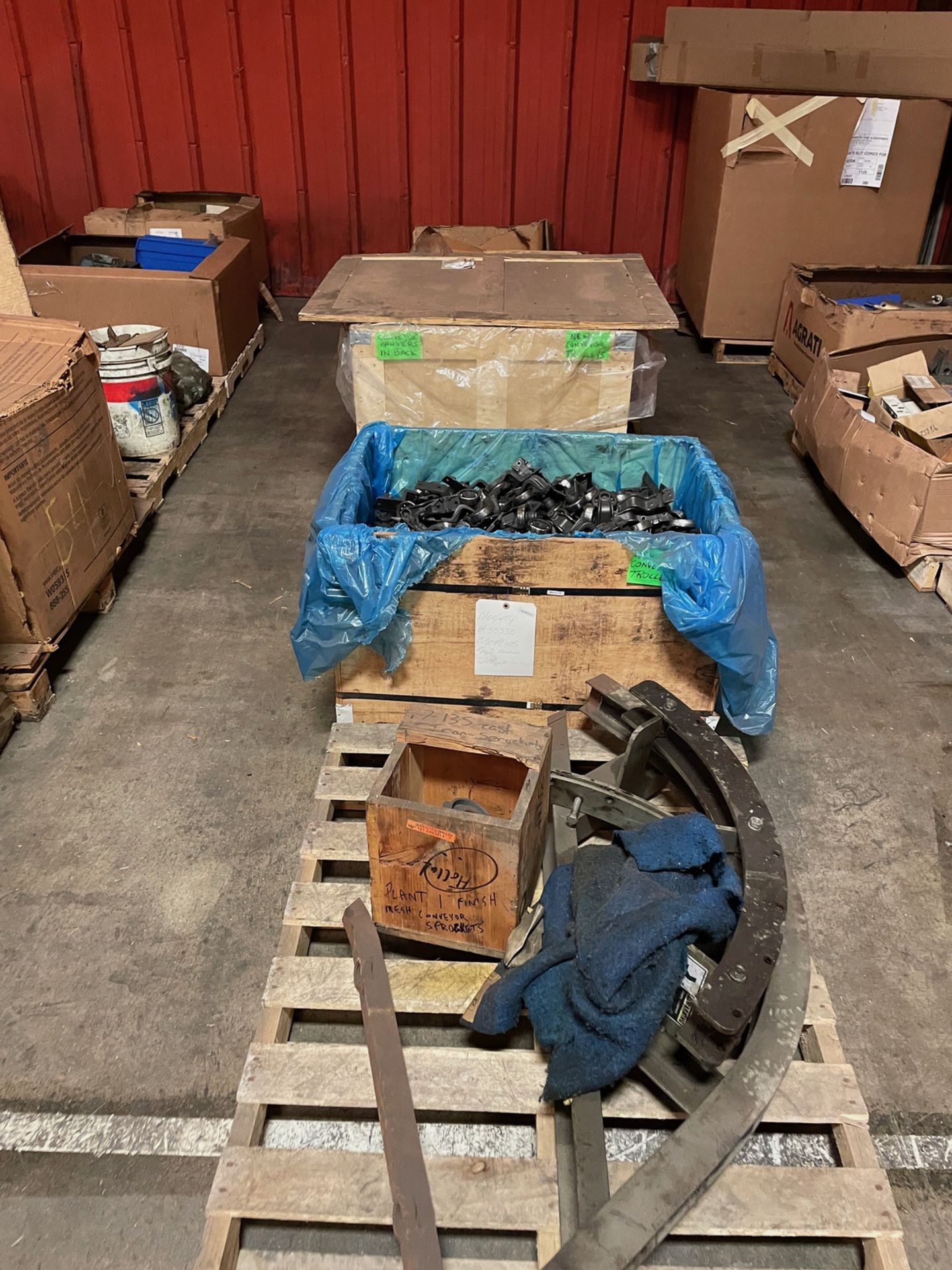 Lot of Monorail Conveyor Parts | Rig Fee $100 - Image 9 of 20