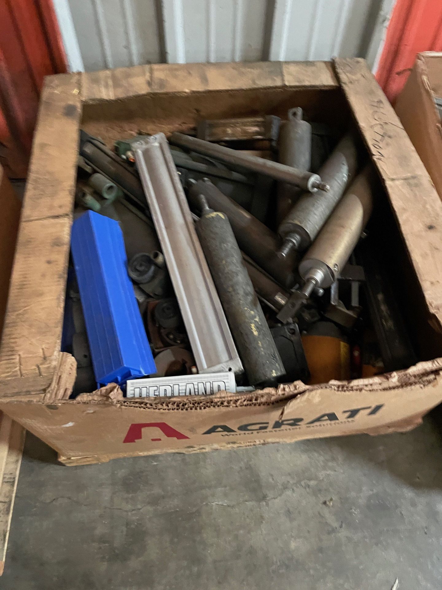 Lot of Monorail Conveyor Parts | Rig Fee $100 - Image 18 of 20