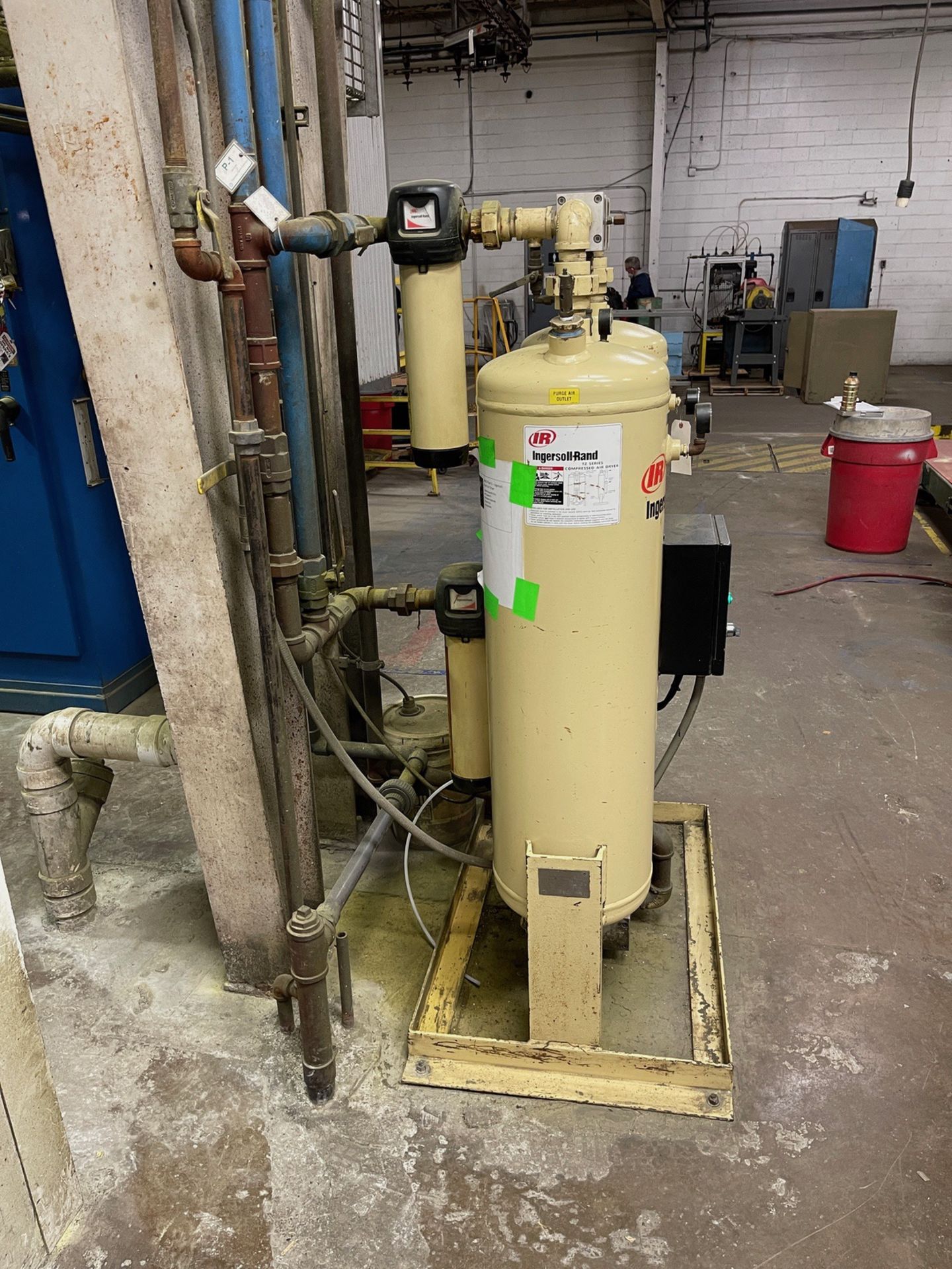 Ingersoll Rand Compressed Air Dryer, Model #TZ300-EMS, Serial #7522 | Rig Fee $100 - Image 3 of 3