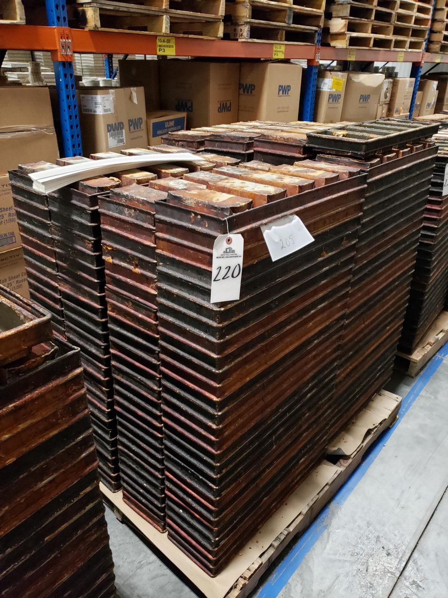 (Tag: 220) Lot of Approx. (205) Five Strap Loaf Pans, 4" x 8" x 2" ID | Rig Fee: $75