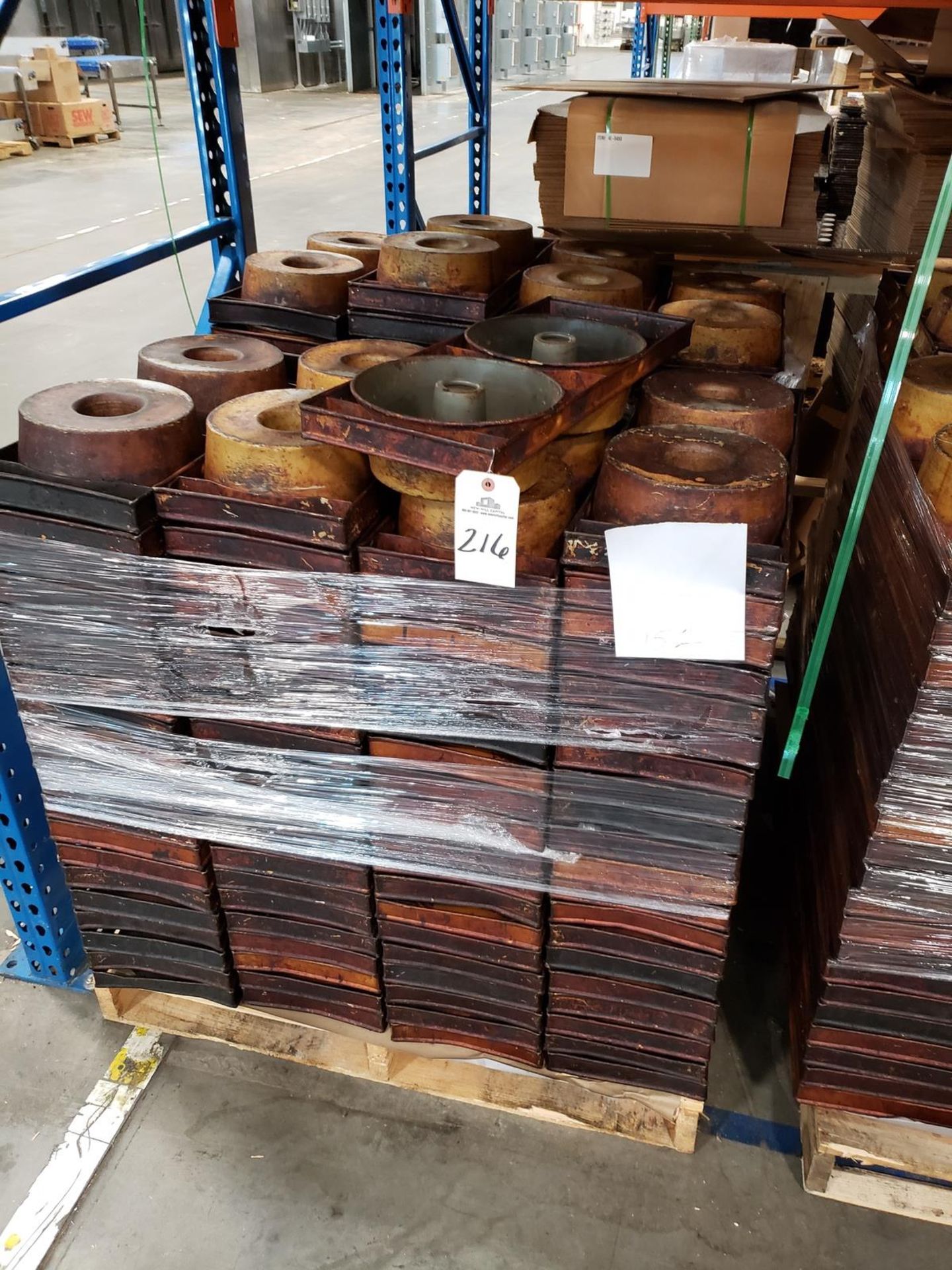 (Tag: 216) Lot of Approx. (152) Two Strap Bundt Cake Pans, 9" ID x 4" D | Rig Fee: $75
