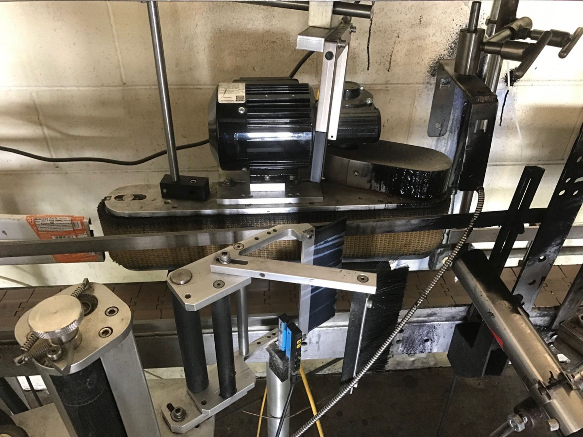 WS Packaging Jug Labeler with Jug Pusher | Rig Fee $250 - Image 3 of 3