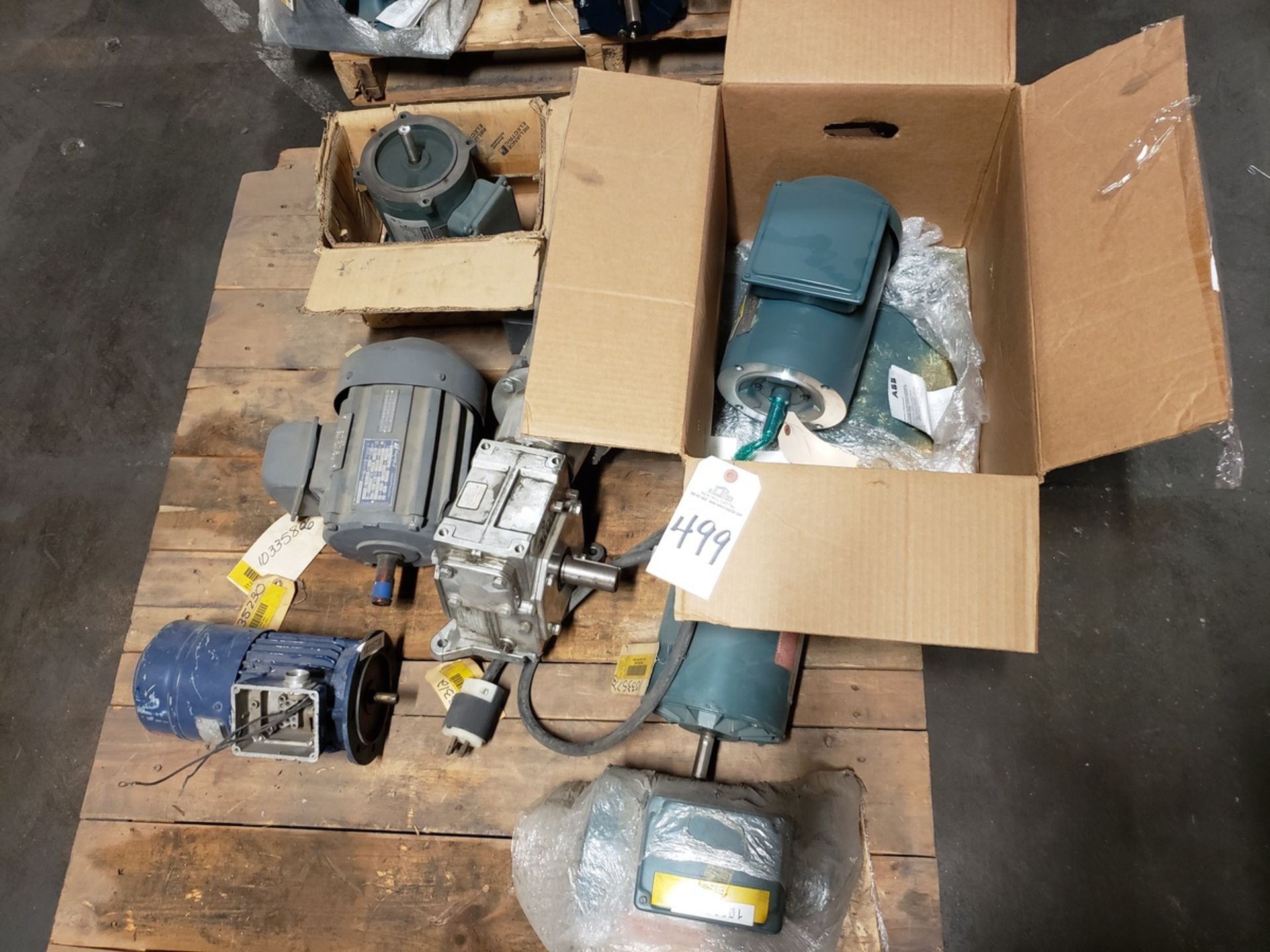 Pallet Lot Spare Parts, Electric Motors | Rig Fee $125