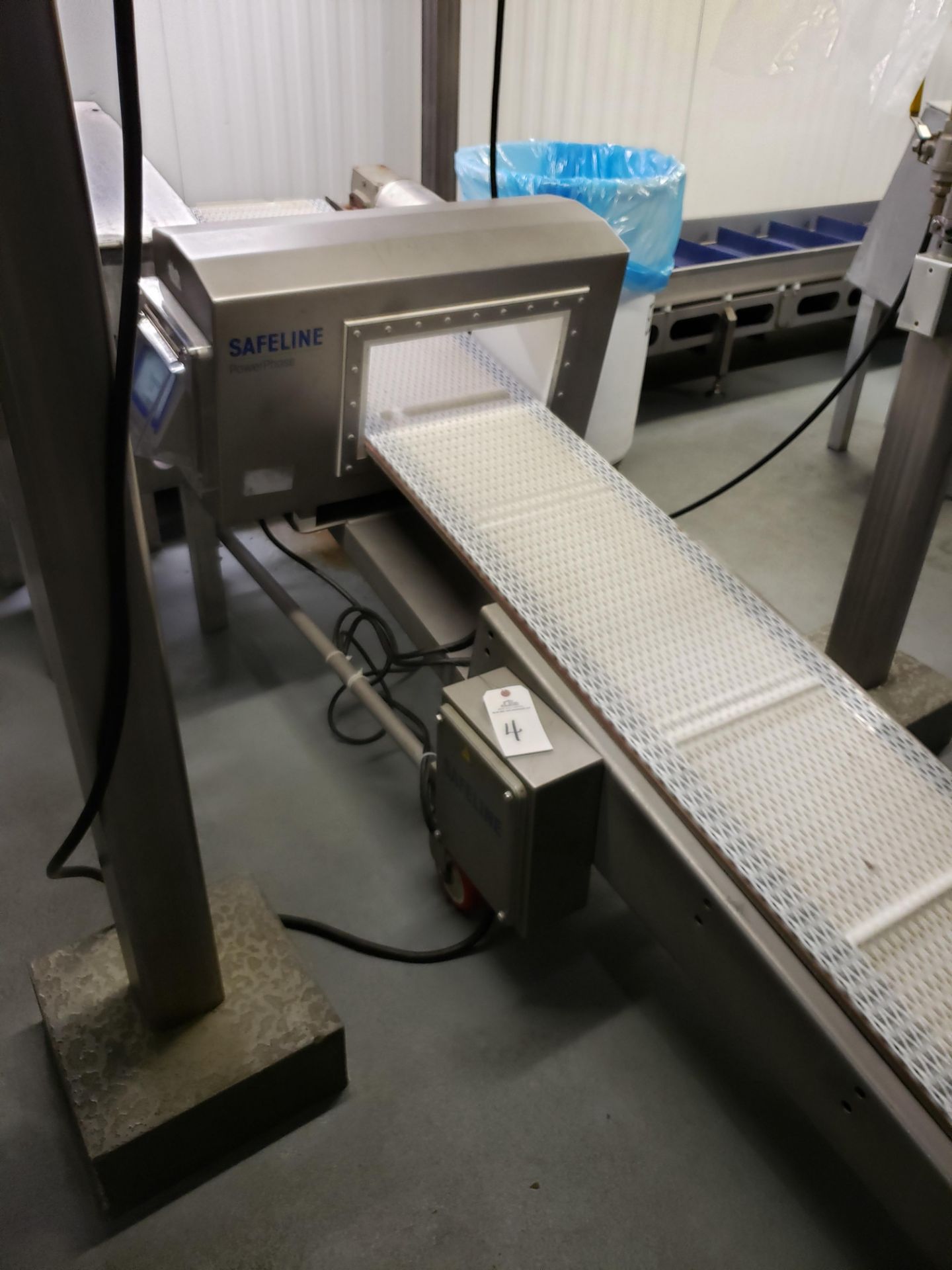 Mettler Toledo Safeline Metal Detector with Approx. 18" x 4' Conveyor, Model PPH/V3/ | Rig Fee $500