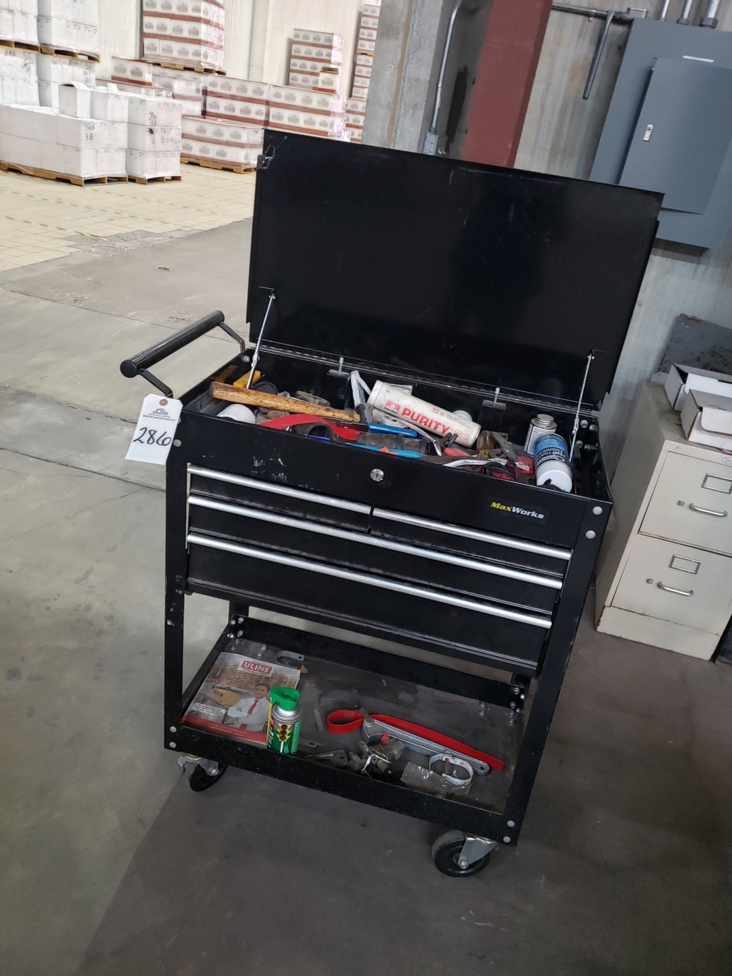 Toolbox w/Contents | Rig Fee $25