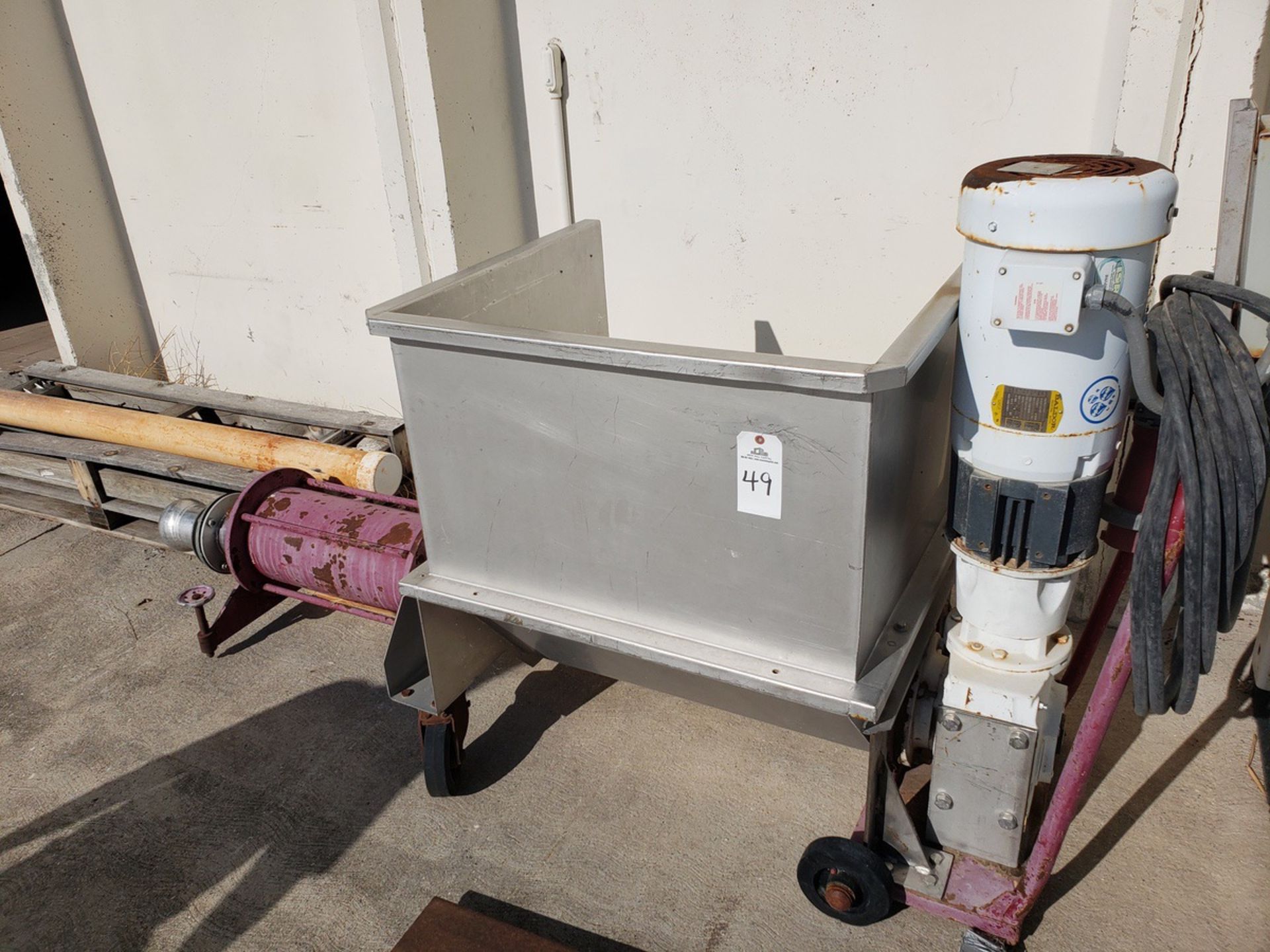 8" Auger Press Bin | Rig Fee $50