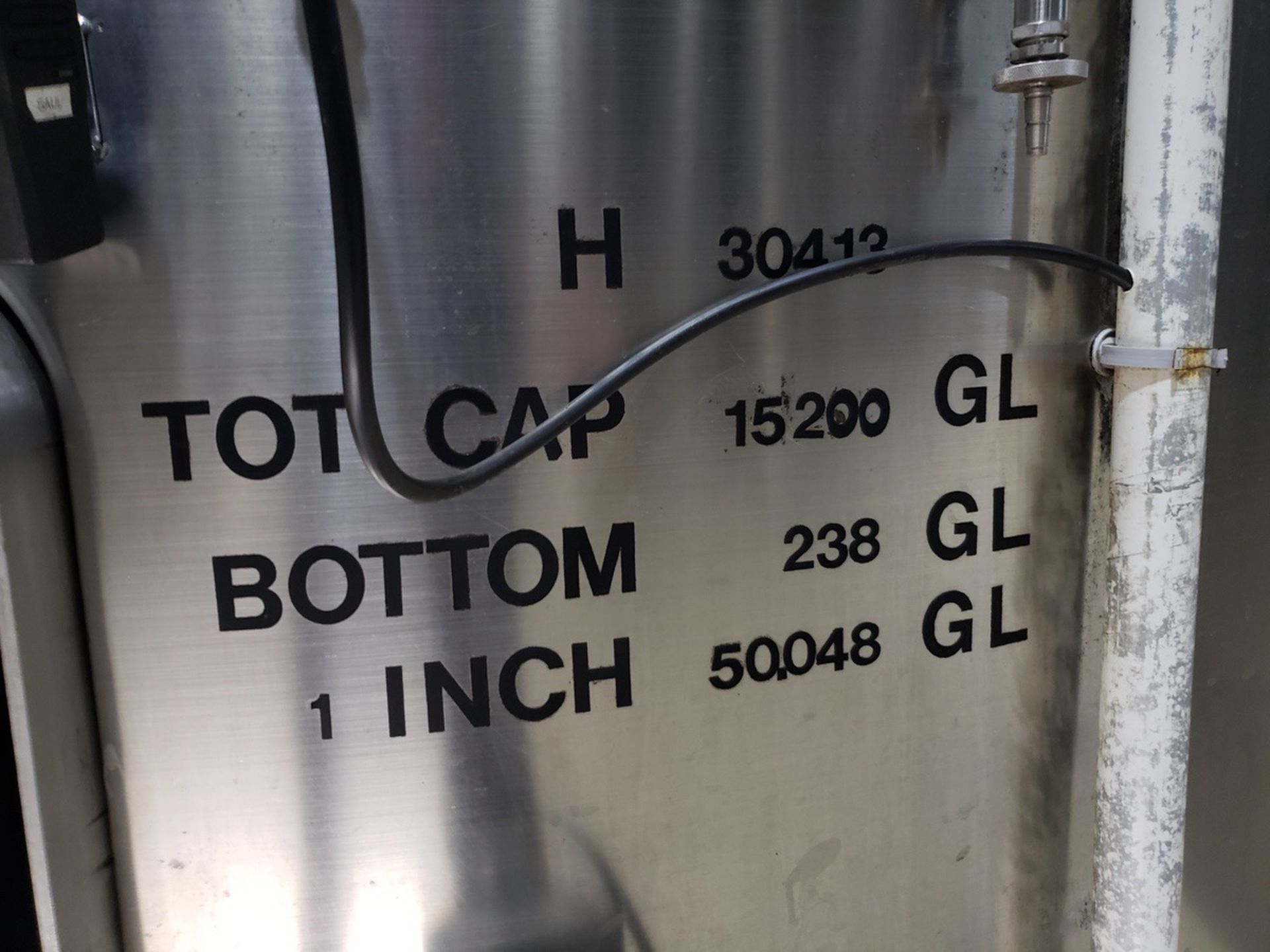 CSC 15,200 Gallon 316 Stainless Steel Dimple Band Jacket Holding Tank, 10' 3" O.D X | Rig Fee $5000 - Image 3 of 6