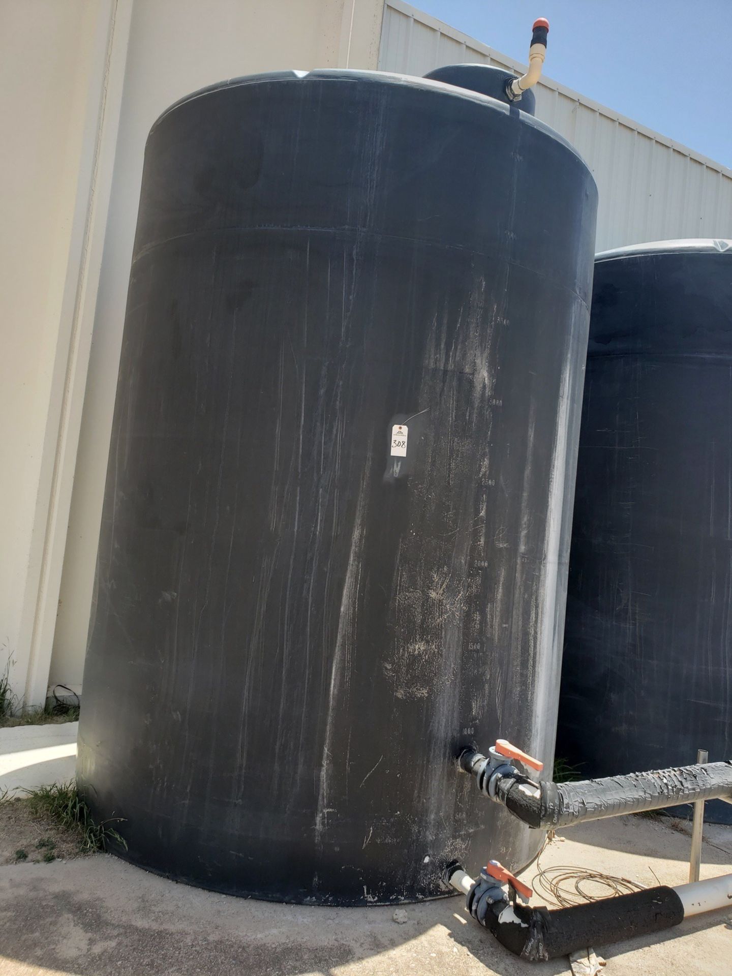 5,000 Gallon Poly Storage Tank | Rig Fee $250