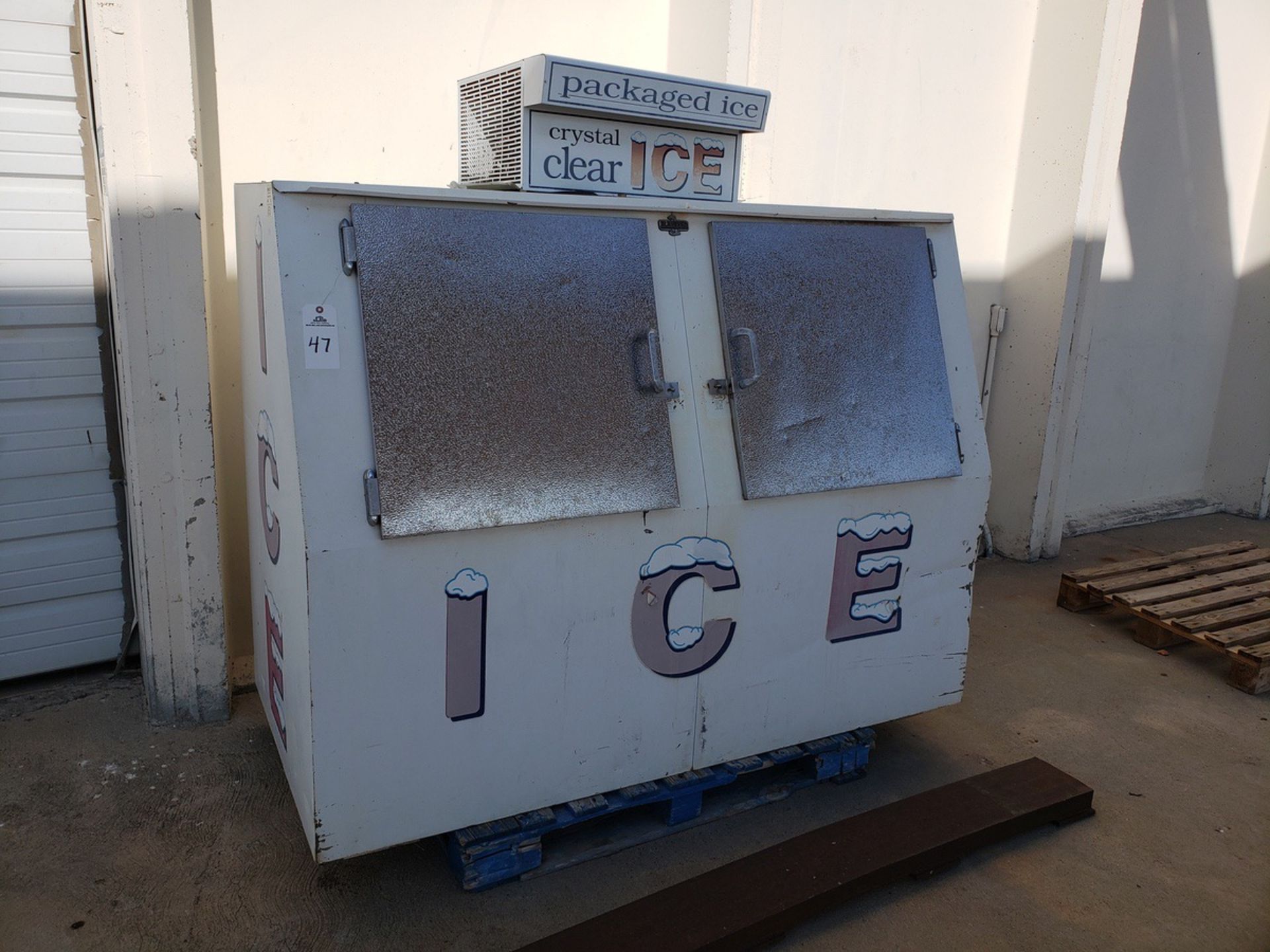 Packaged Ice Storage Cabinet | Rig Fee $100