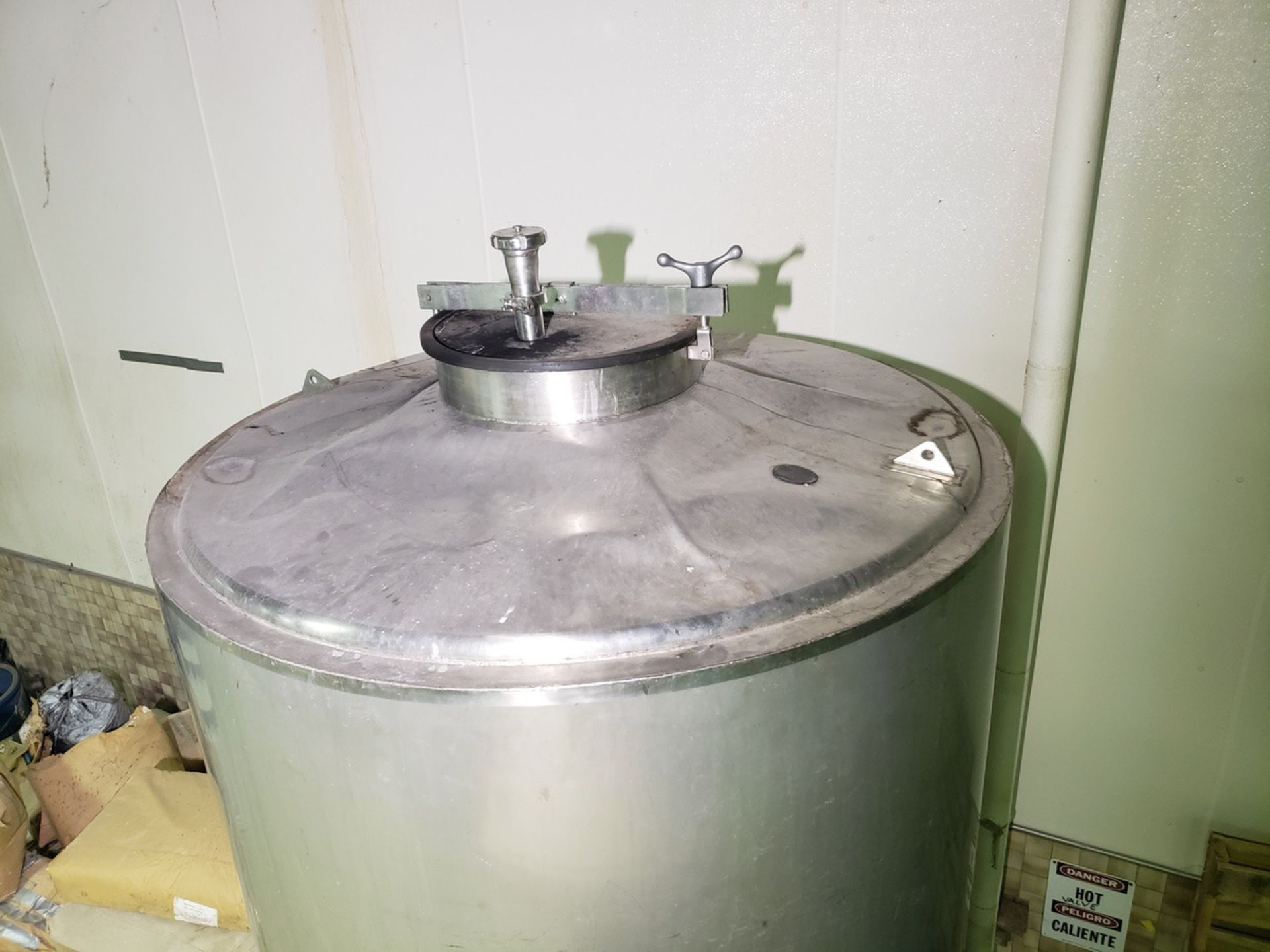 Modern Stainless 1,180 Gallon Slope Bottom, Jacketed Stainless Steel Holding Tank, | Rig Fee $800 - Image 4 of 4