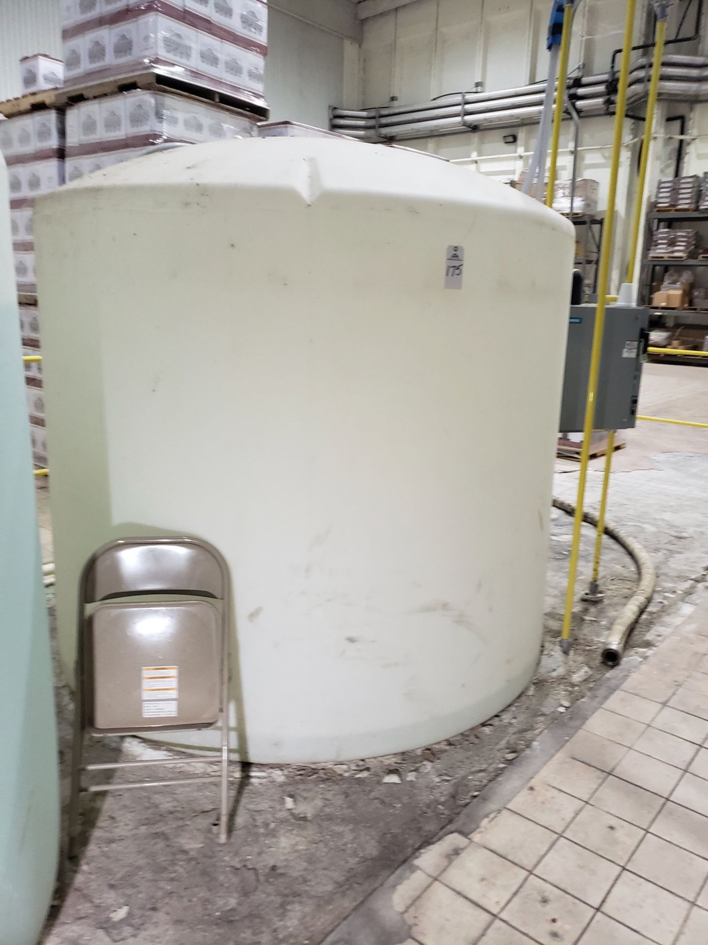 2,100 Gallon Poly Storage Tank | Rig Fee $200
