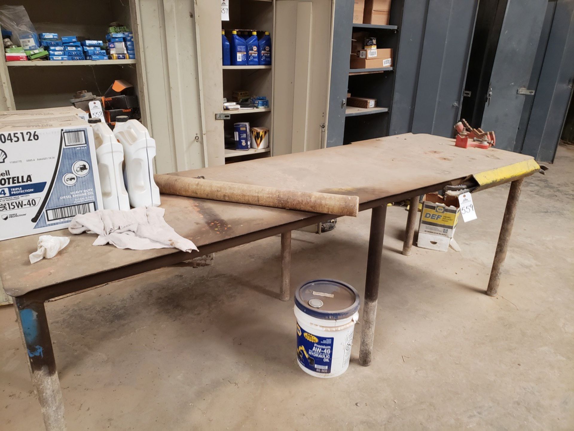 Work Bench, W/ Vise | Rig Fee $50