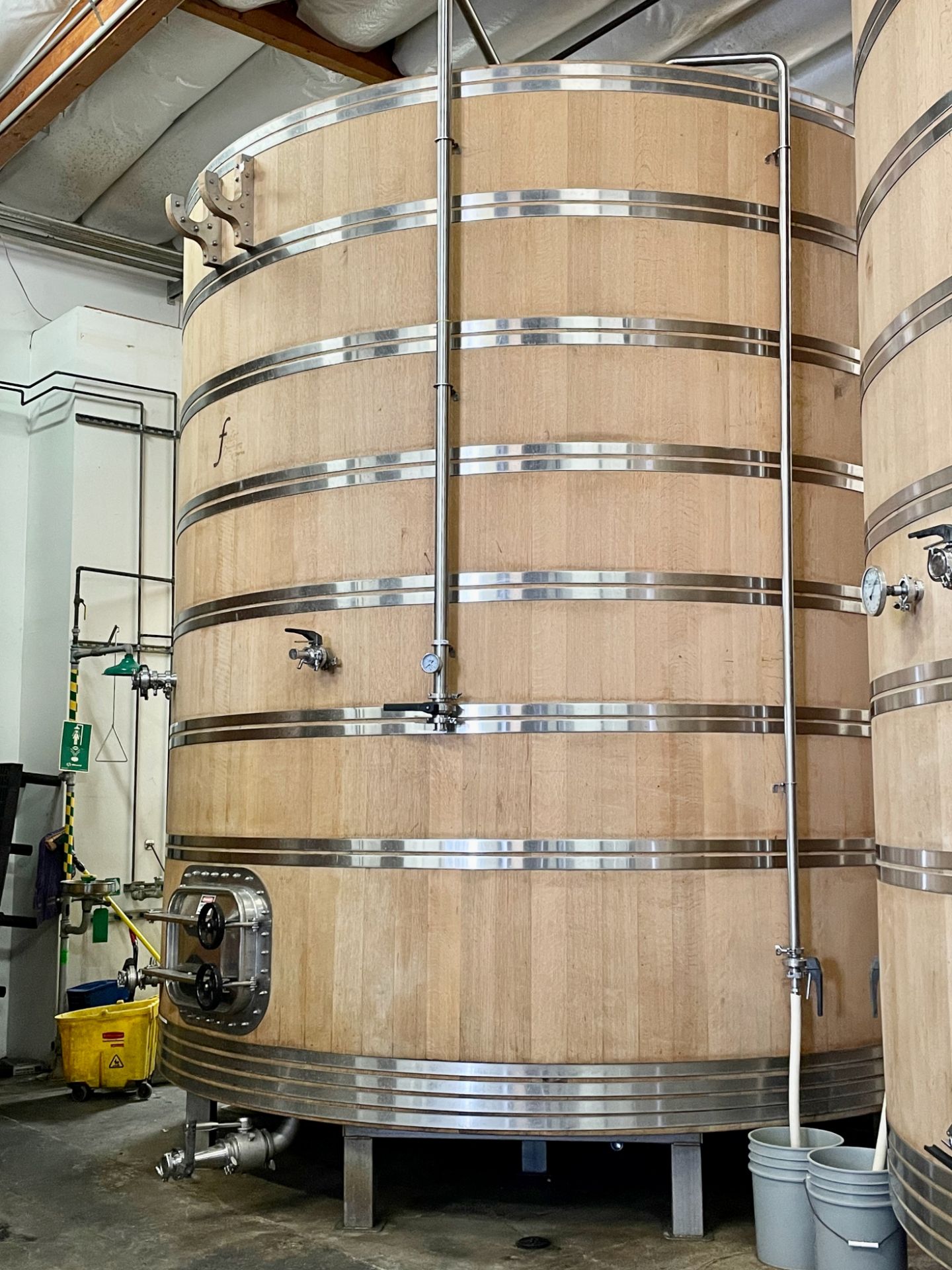 2015 Foeder Crafters of America (FCA) 250 BBL Foeder, American White Oak | Rig Fee: $5700 w/ Saddles - Image 2 of 5