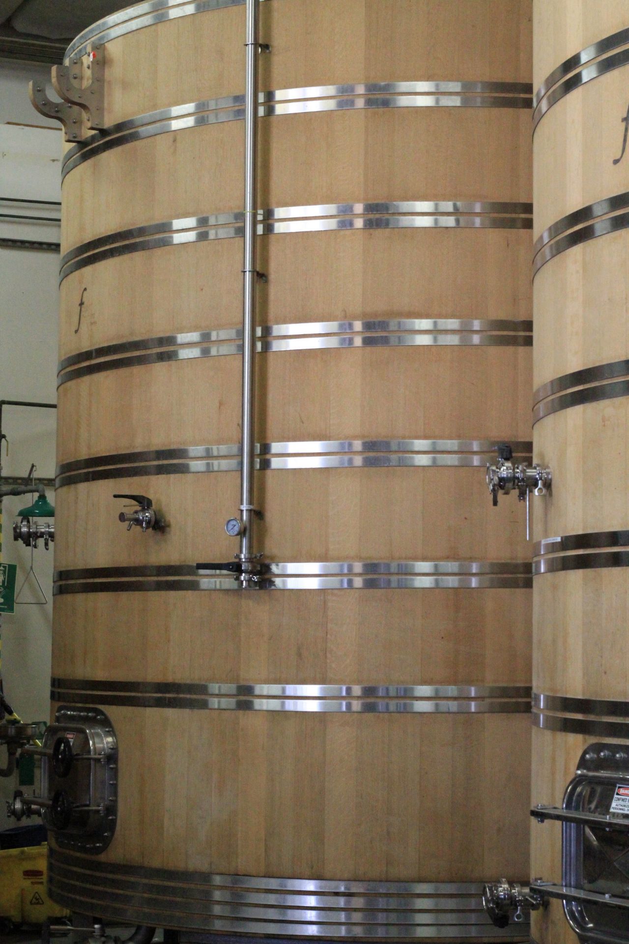 2015 Foeder Crafters of America (FCA) 250 BBL Foeder, American White Oak | Rig Fee: $5700 w/ Saddles - Image 3 of 5