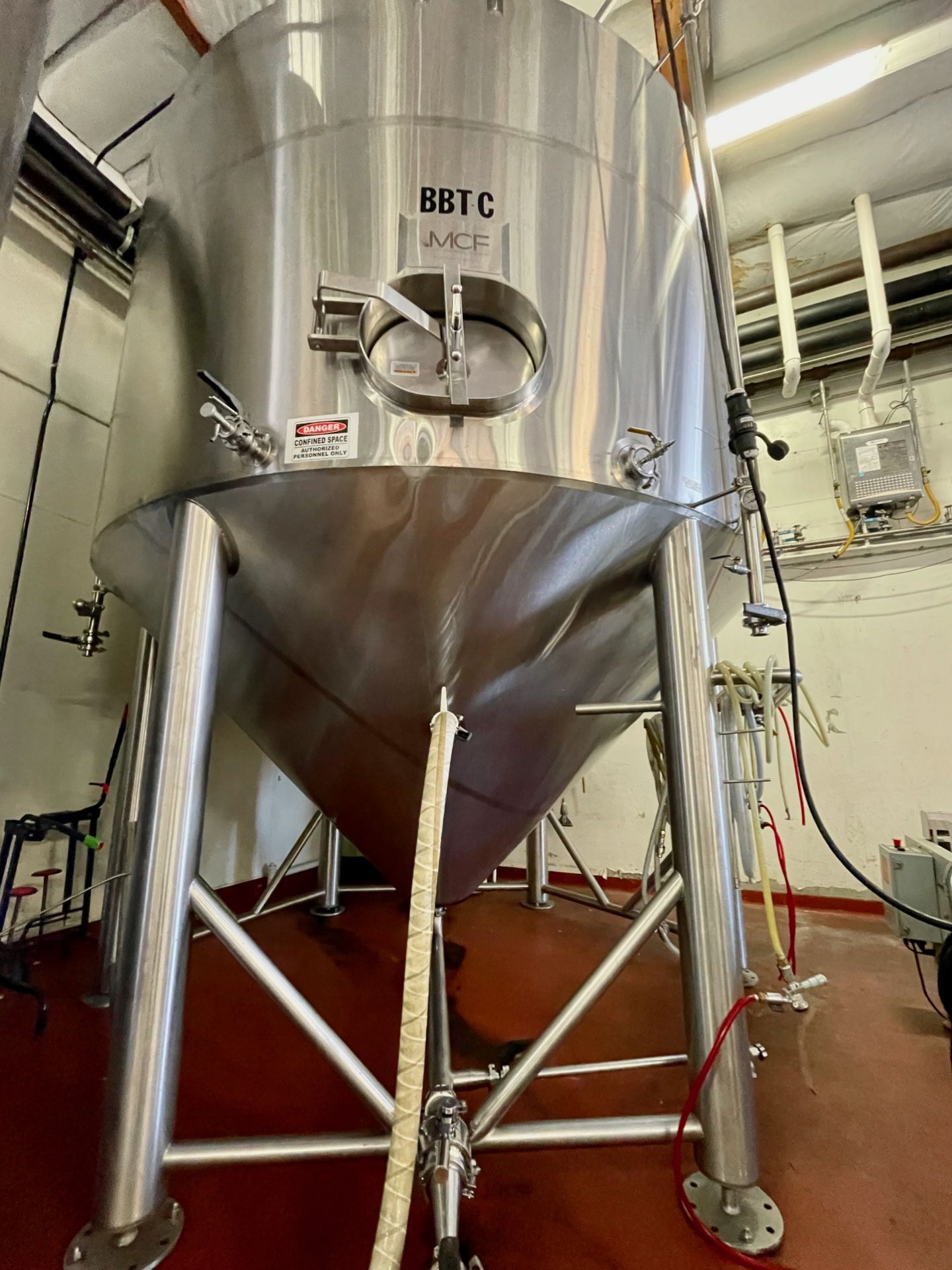 2016 Metalcraft 170 BBL Fermenter, Glycol Jacketed, Steep Cone Bottom, D | Rig Fee: $6350 w/ Saddles - Image 7 of 8