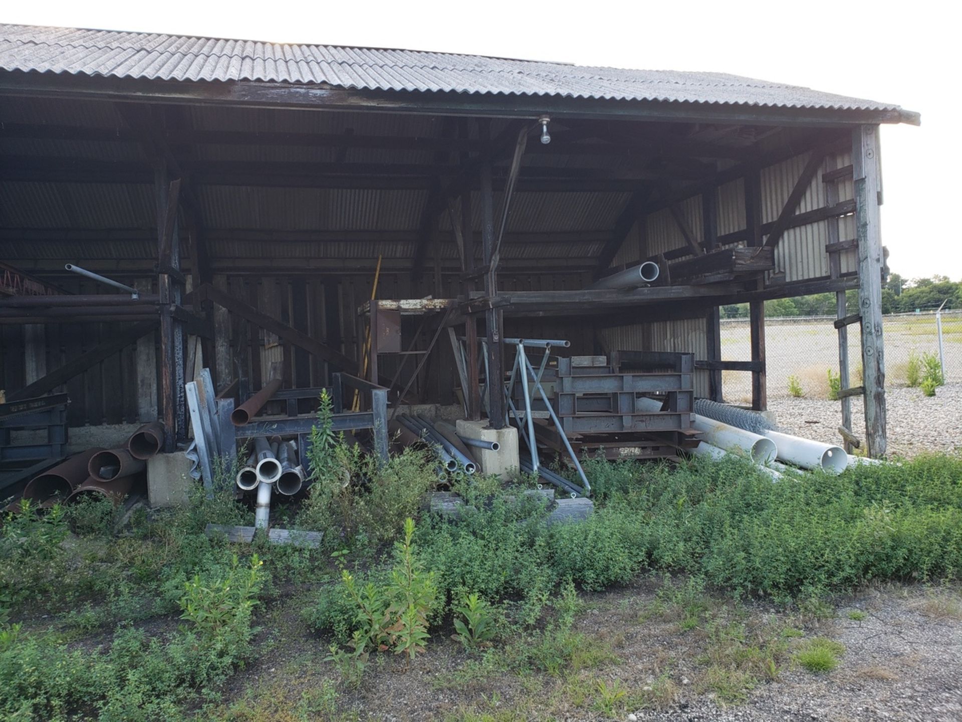 Contents of Outside Storage Building & Lean-To Shed (Excludes 1115A) | Rig Fee See Desc - Image 9 of 10