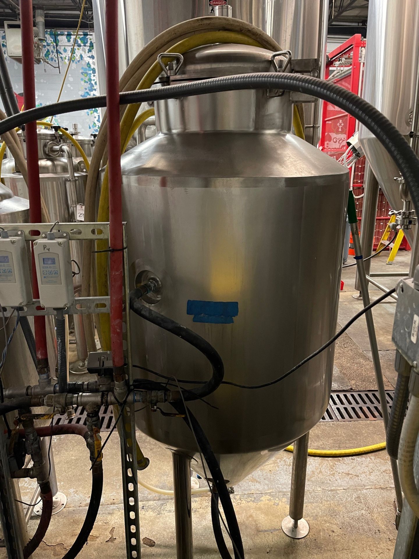 2012 Pacific Brewing 3 BBL Pilot System Fermentation Vessel, Cone Bottom, Glycol Ja | Rig Fee $250 - Image 4 of 4