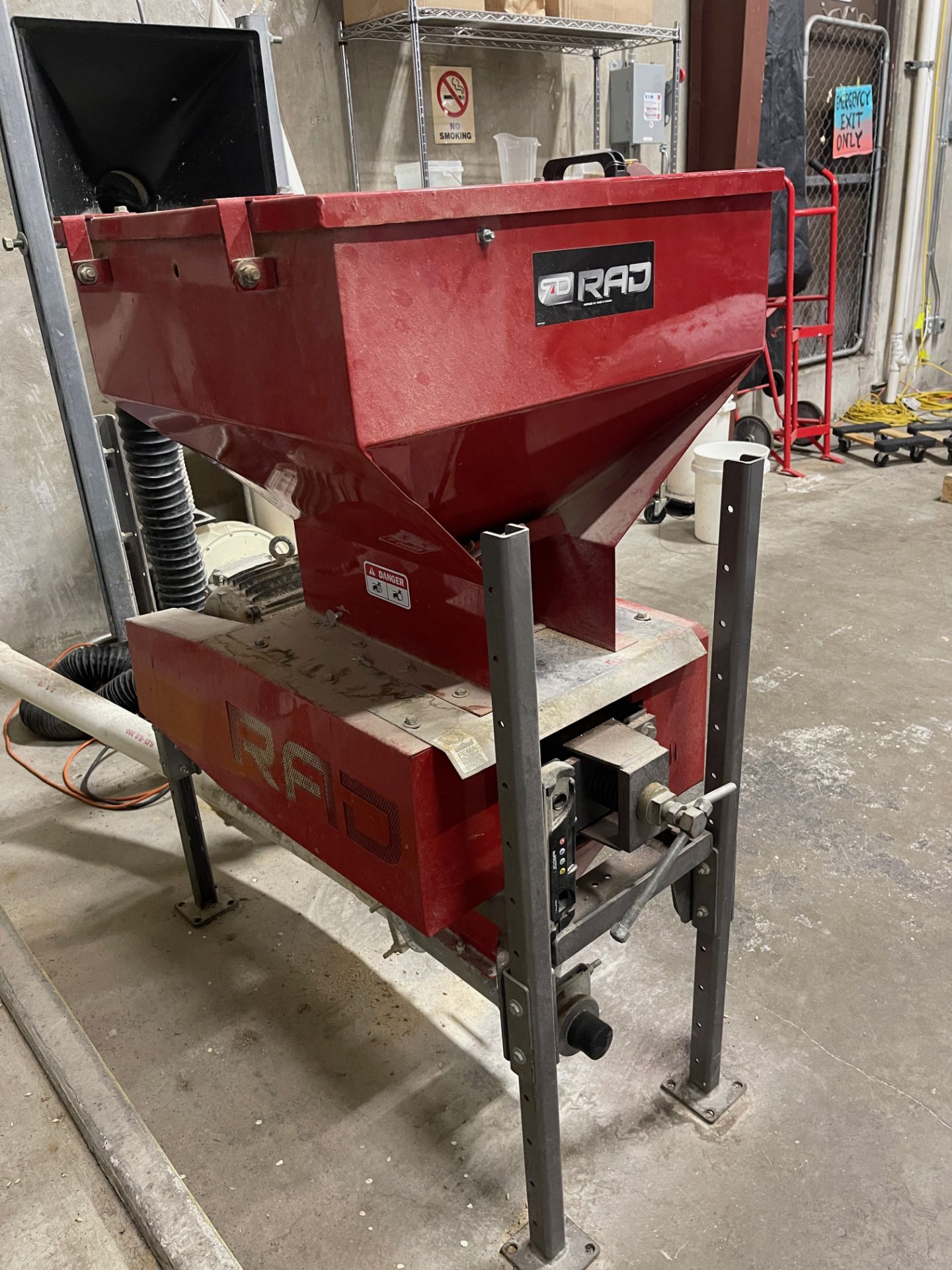 2015 RAD R300-411B Grain Mill | Rig Fee $200 - Image 2 of 3