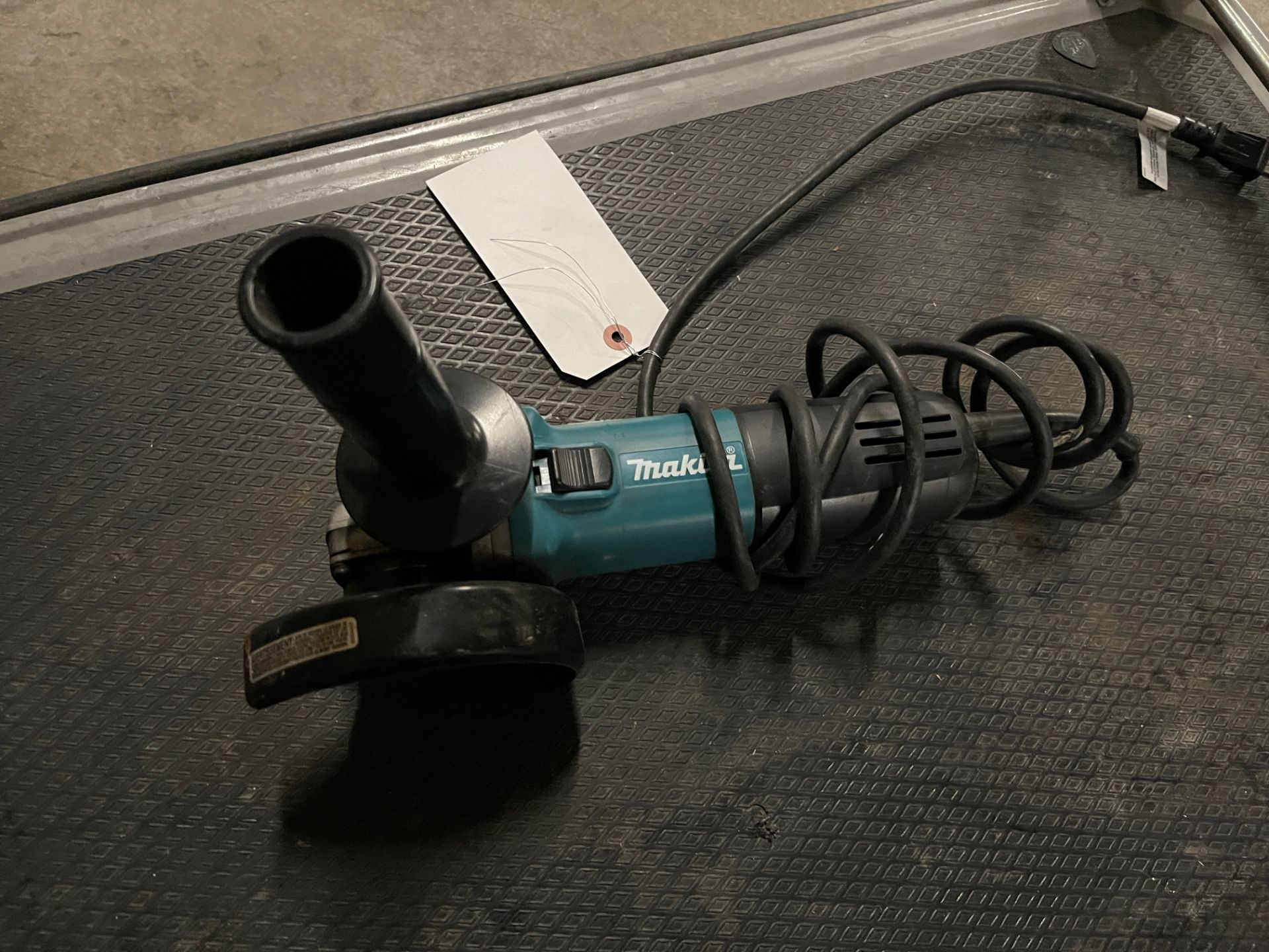 Makita Hand Grinder | Rig Fee $10