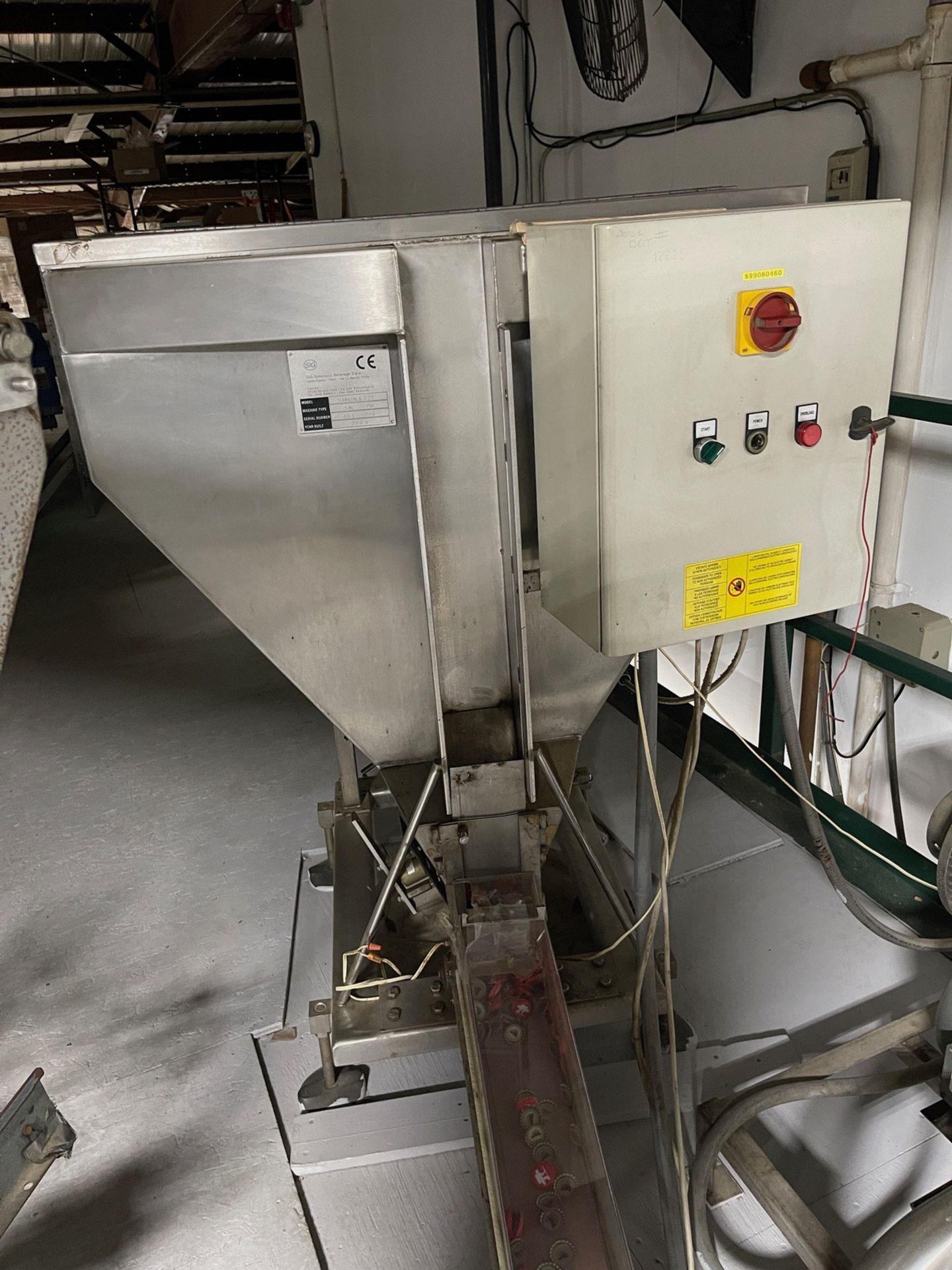 Simonazzi Europa 2000 40 Head Filling and Capping Machine with Simonazzi Blockrins | Rig Fee $4700 - Image 15 of 15