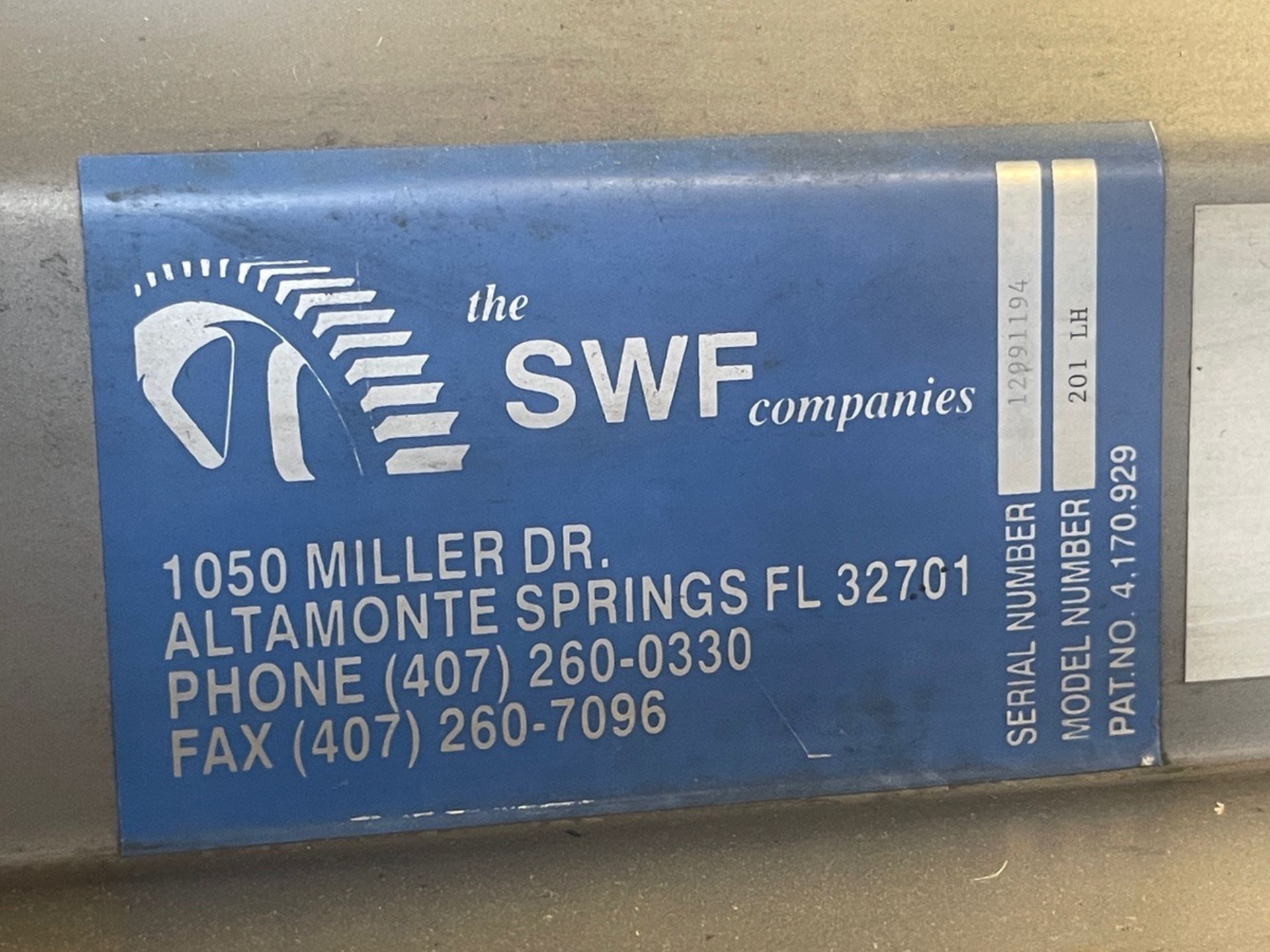 SWF 12 Pack Erector with Nordson Vista Hot Glue Unit, Model 201 LH, S/N 12991194 ( | Rig Fee $750 - Image 3 of 9