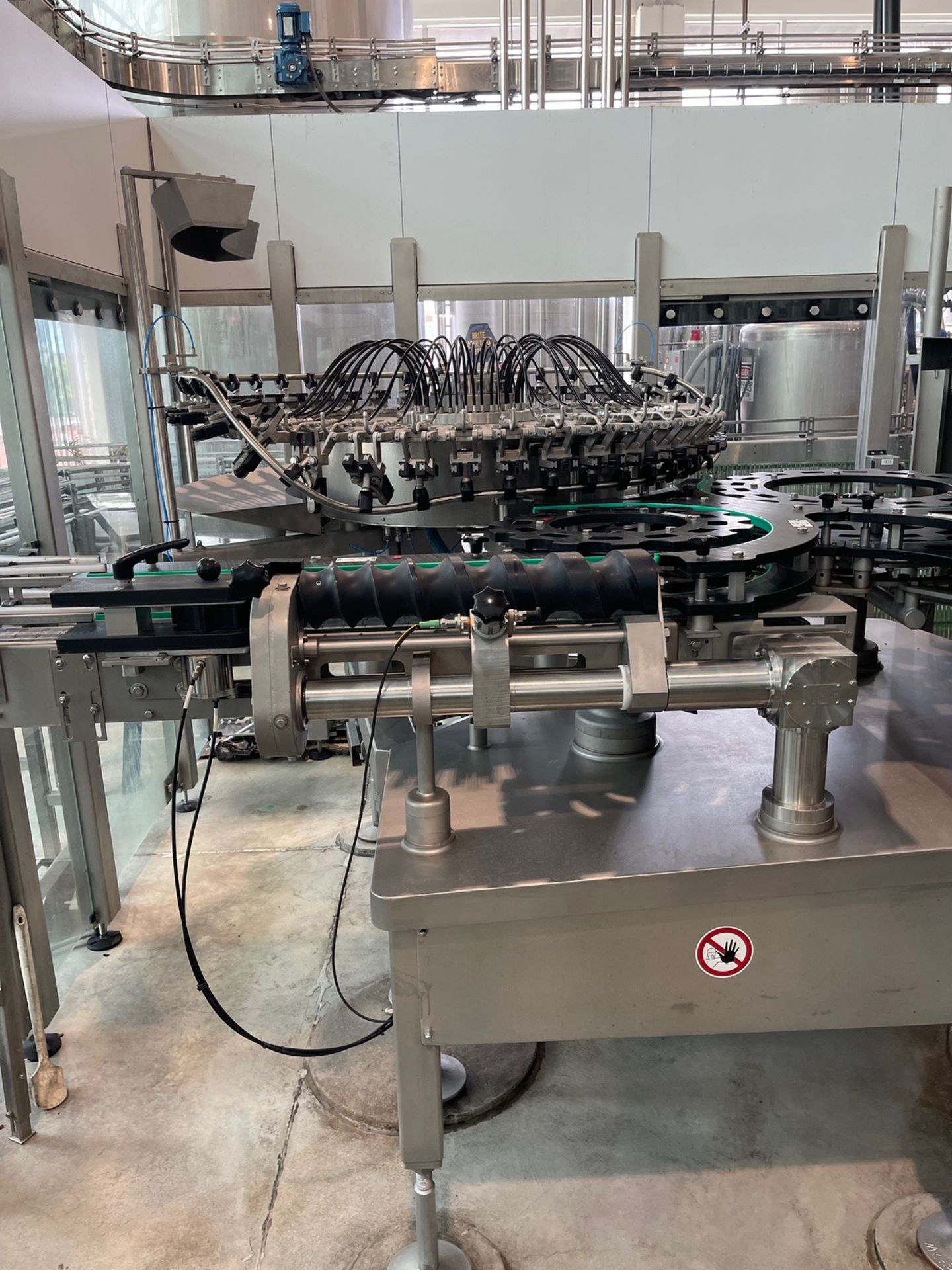 2017 KHS Innofill Glass Micro, Bottle Filler Model DPG40-17-315 Rinser / Filler / Cr | Rig Fee $9500 - Image 8 of 14