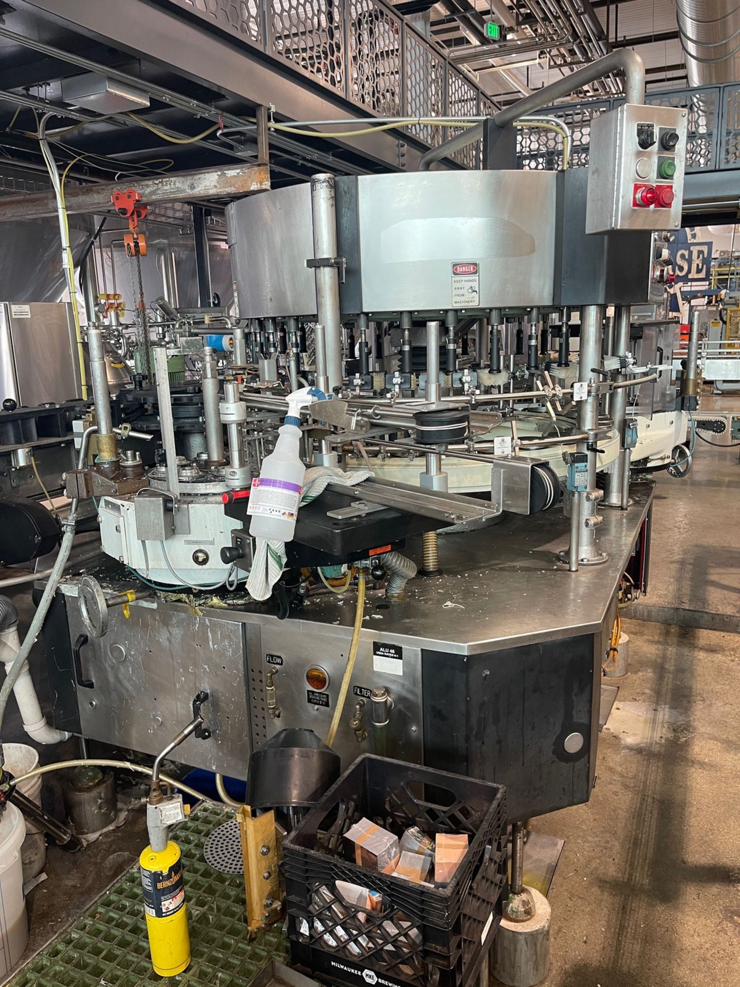 Krones Solomatic Labeler with Air Blast Inc. Air Knives and Safety Overflow Table | Rig Fee $2500 - Image 2 of 9